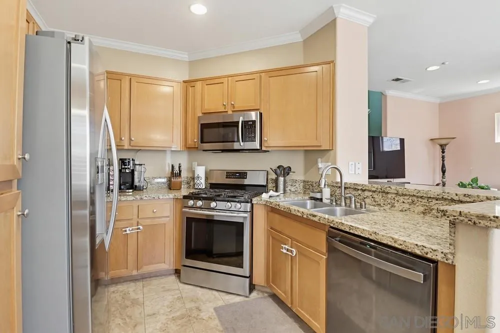 2318 Gardenia