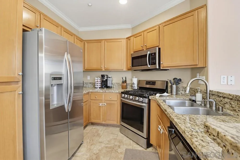 2318 Gardenia