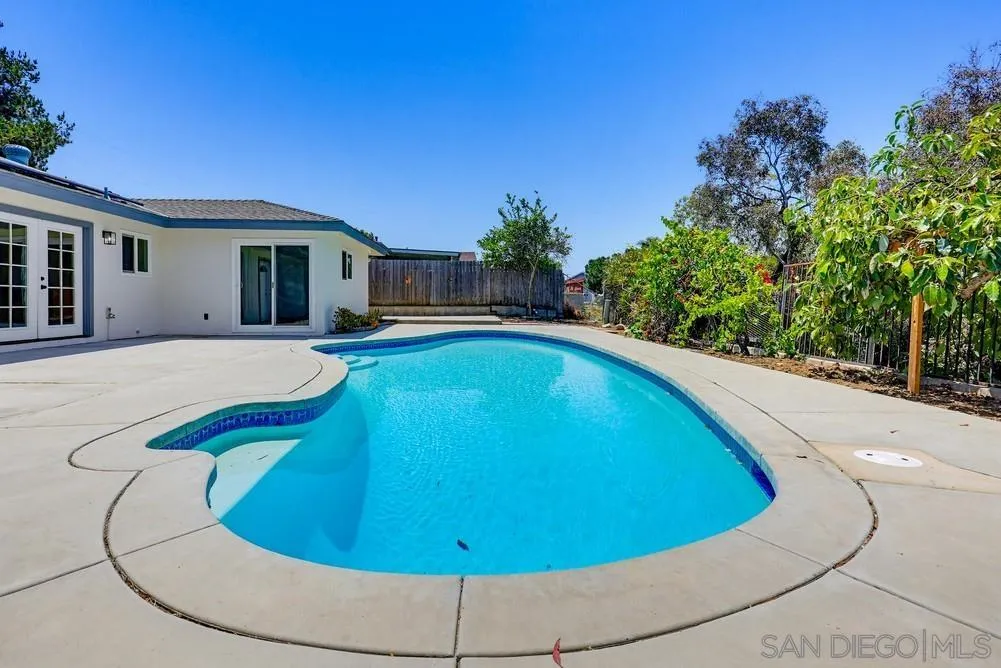 569 Gold Dr.
