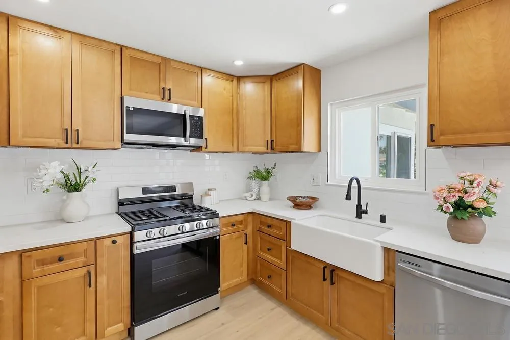 569 Gold Dr.