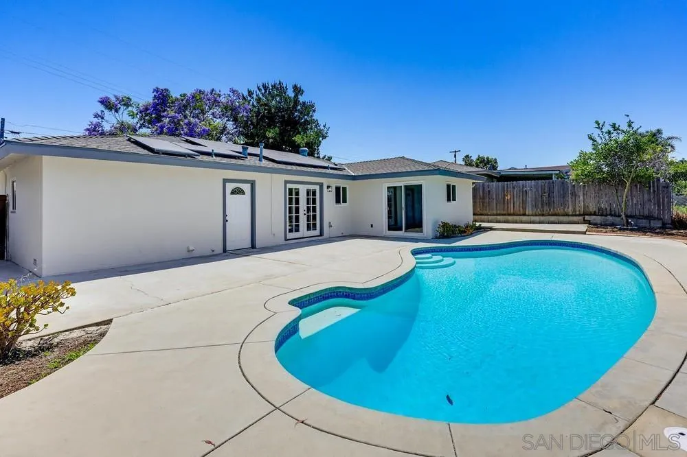 569 Gold Dr.