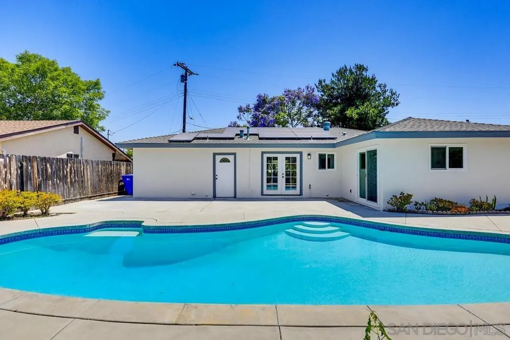 569 Gold Dr.