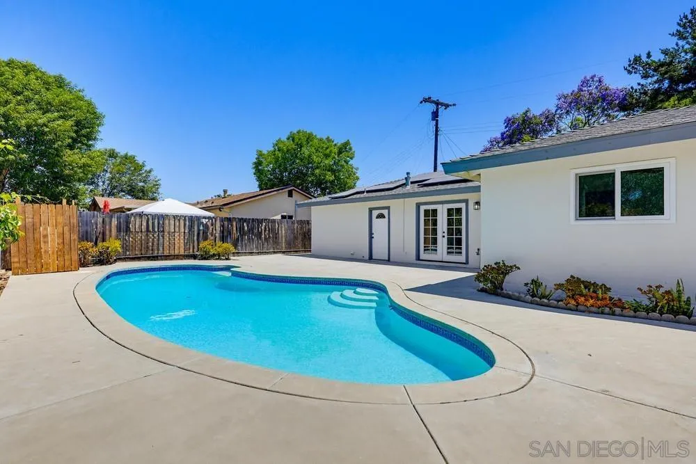 569 Gold Dr.