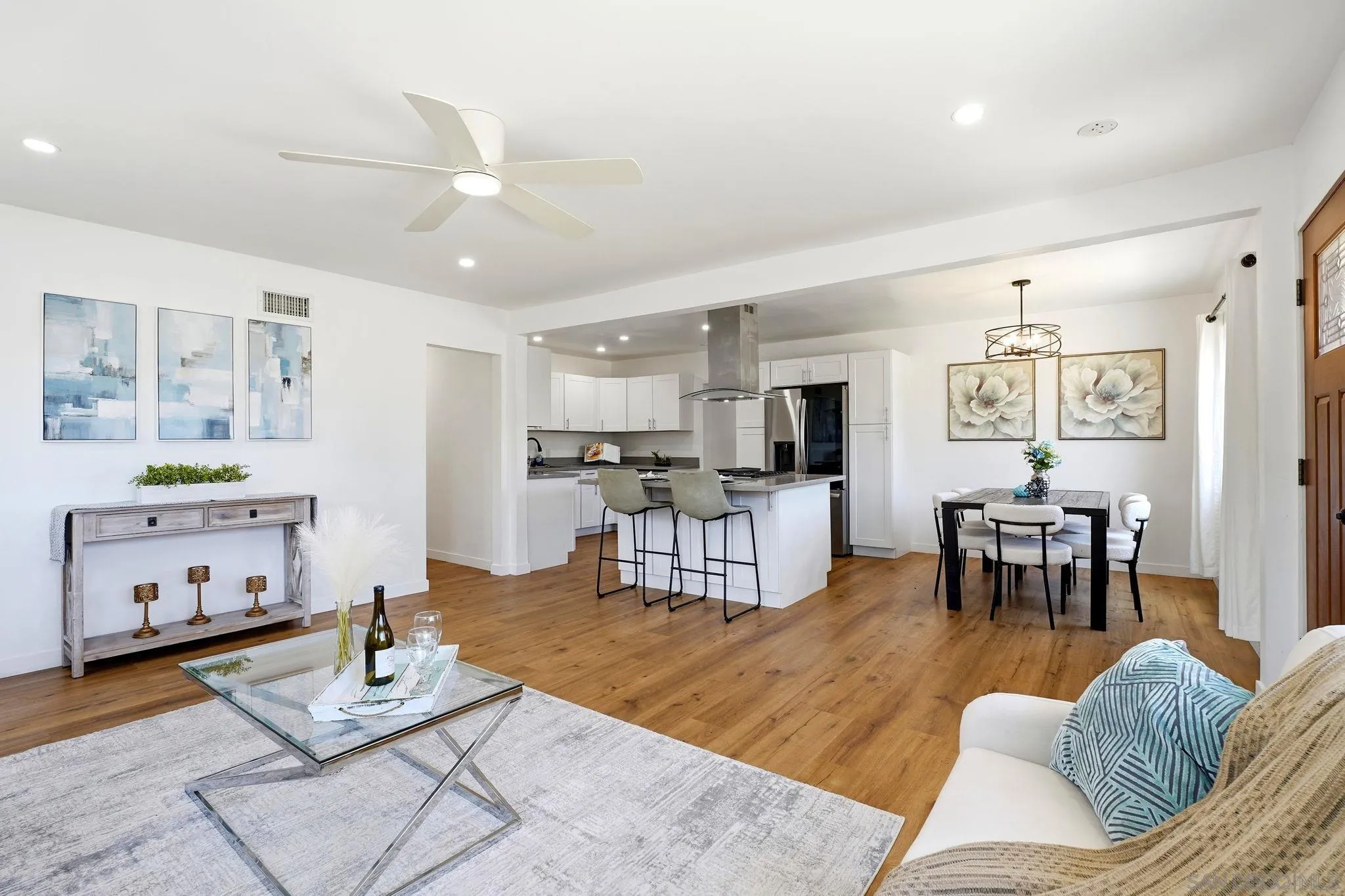 856 Elm Ave