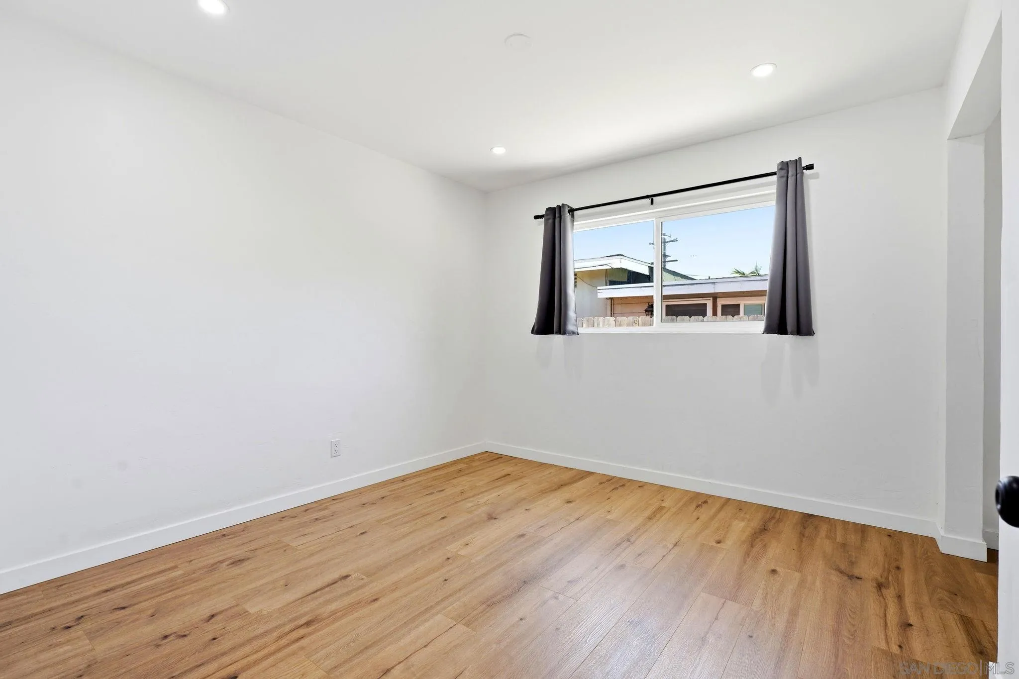 856 Elm Ave