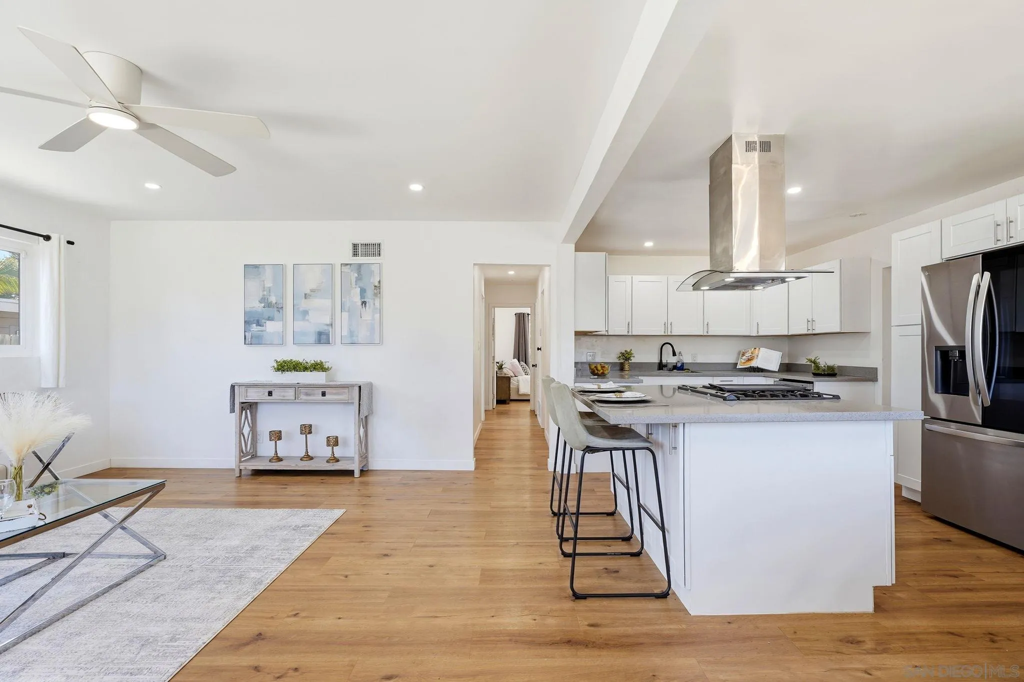 856 Elm Ave