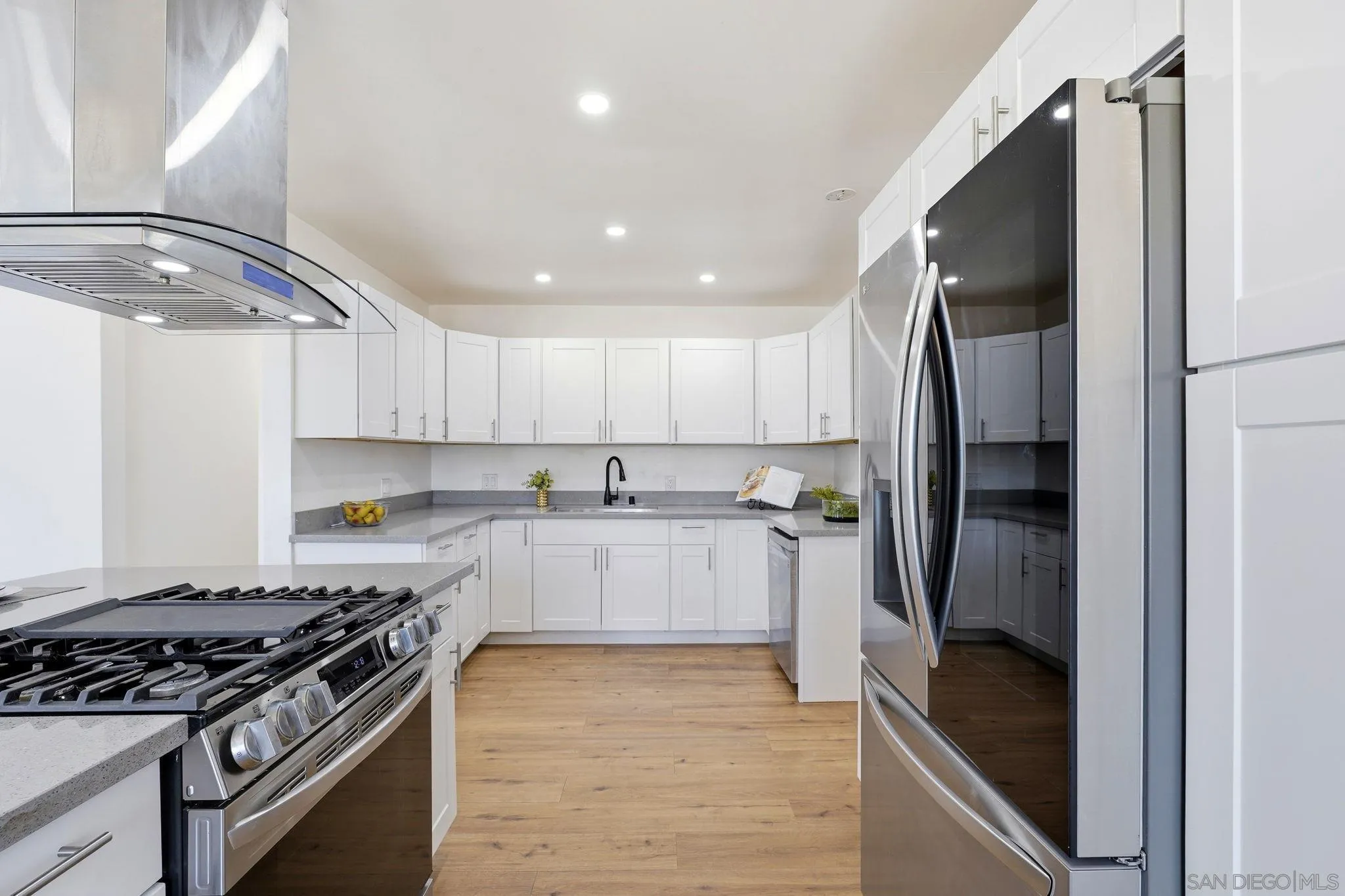 856 Elm Ave