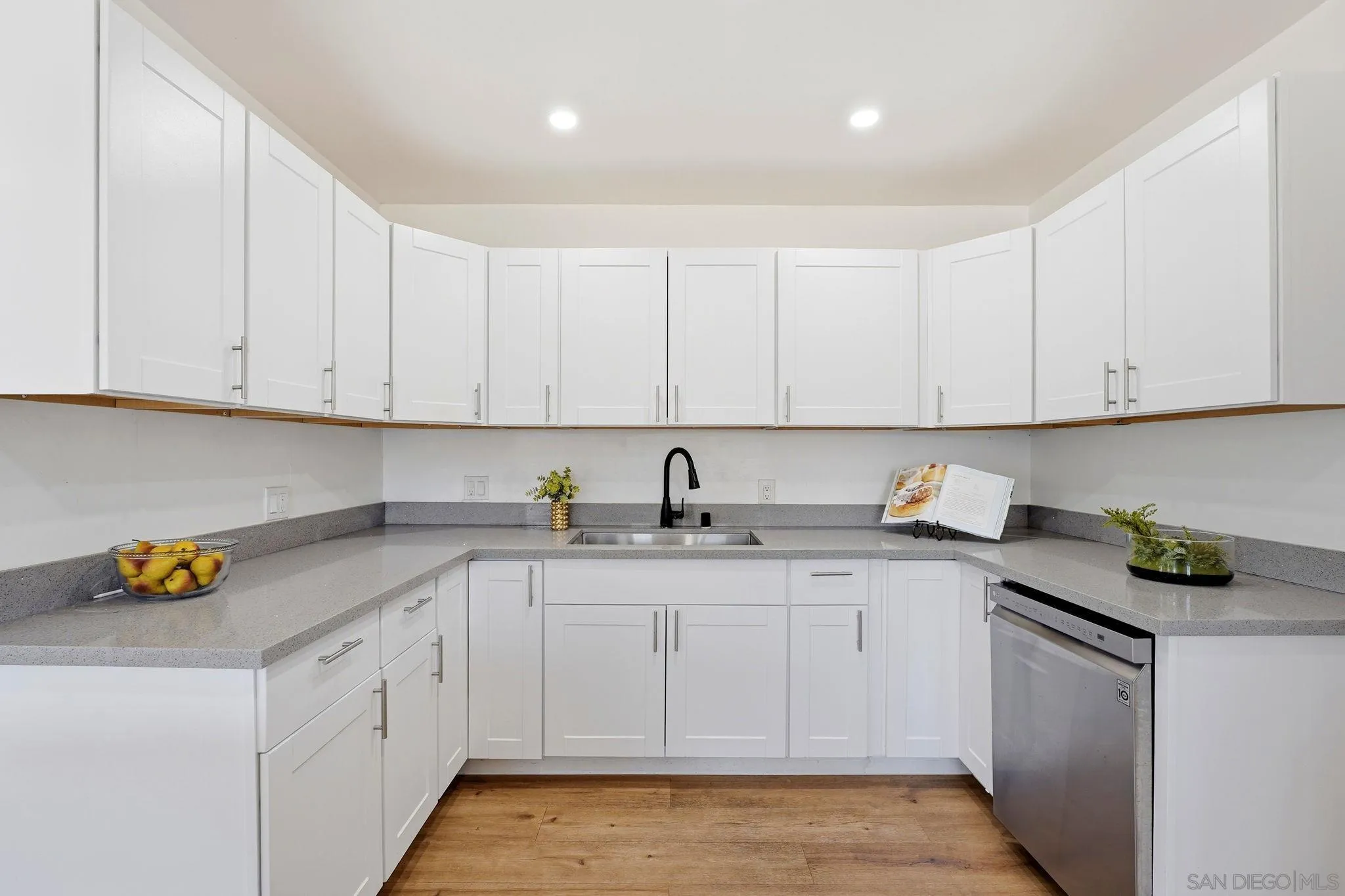 856 Elm Ave