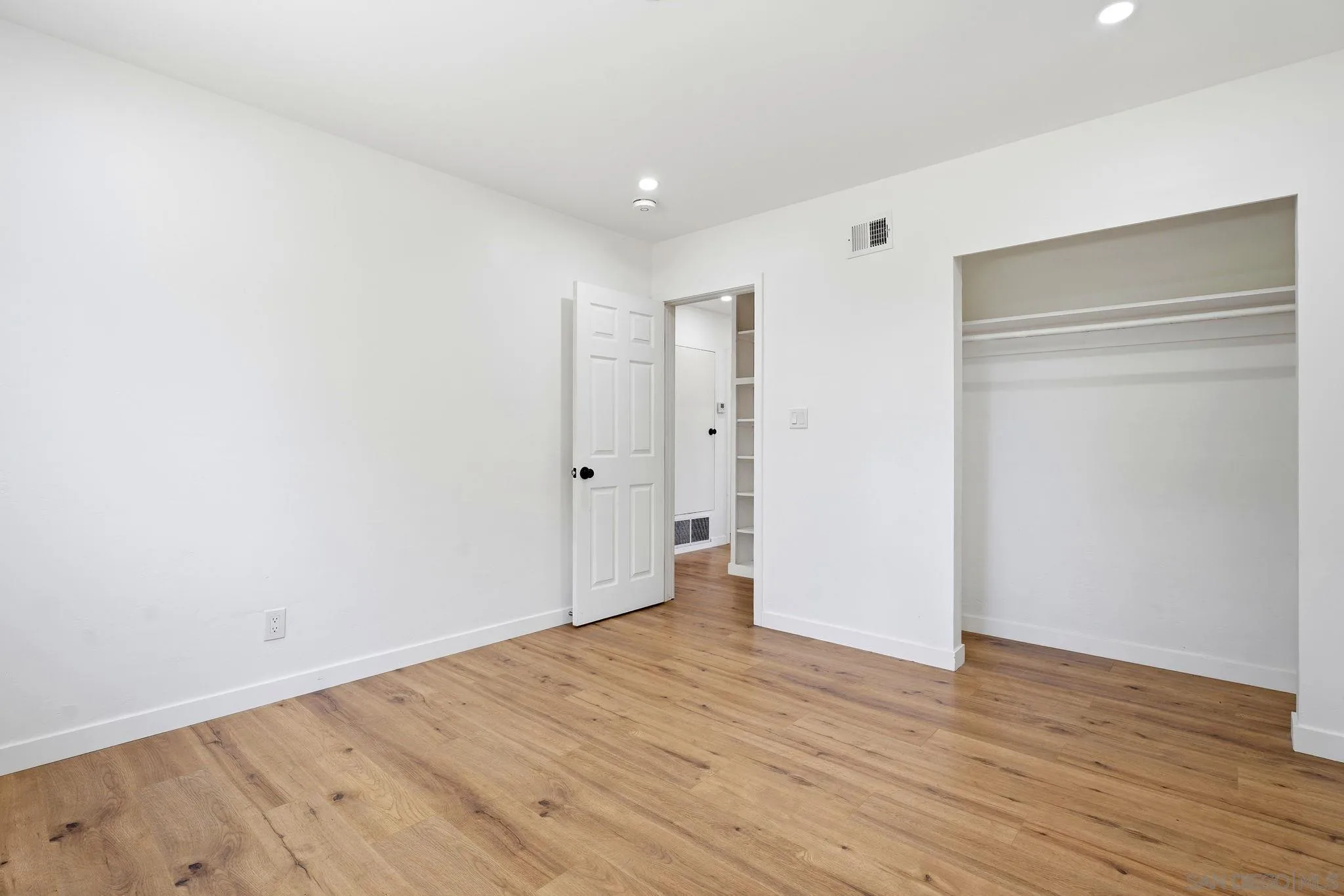 856 Elm Ave