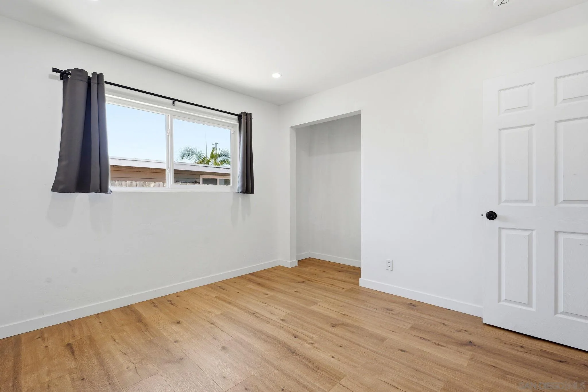 856 Elm Ave
