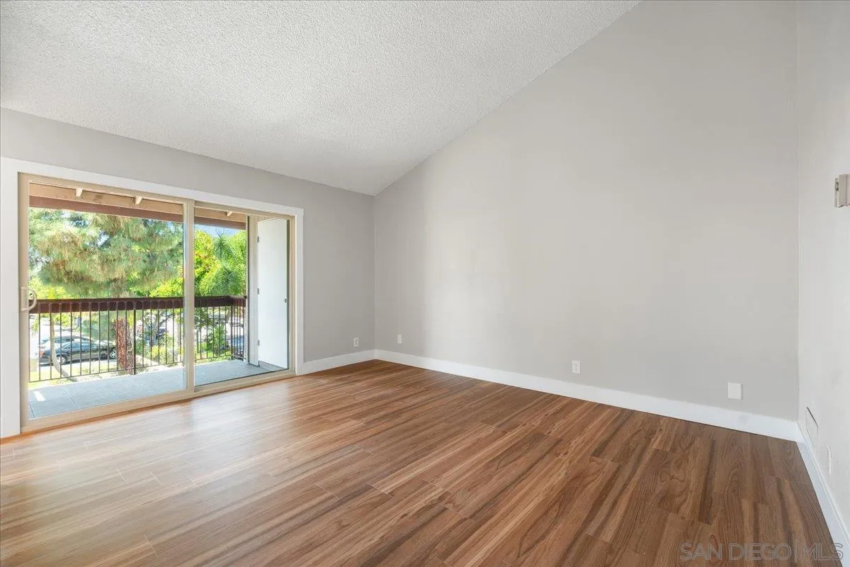 5473 Adobe Falls Rd Unit 9
