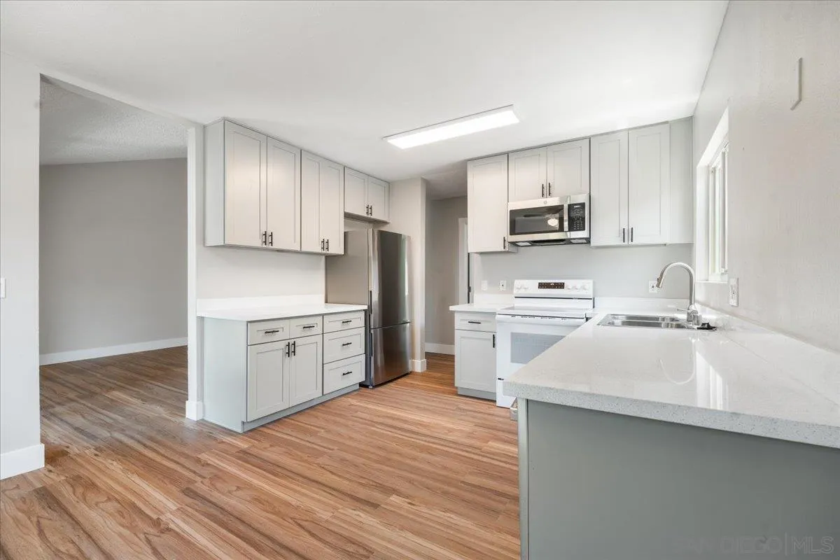 5473 Adobe Falls Rd Unit 9