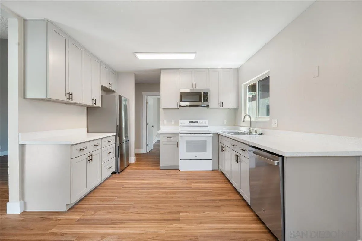 5473 Adobe Falls Rd Unit 9