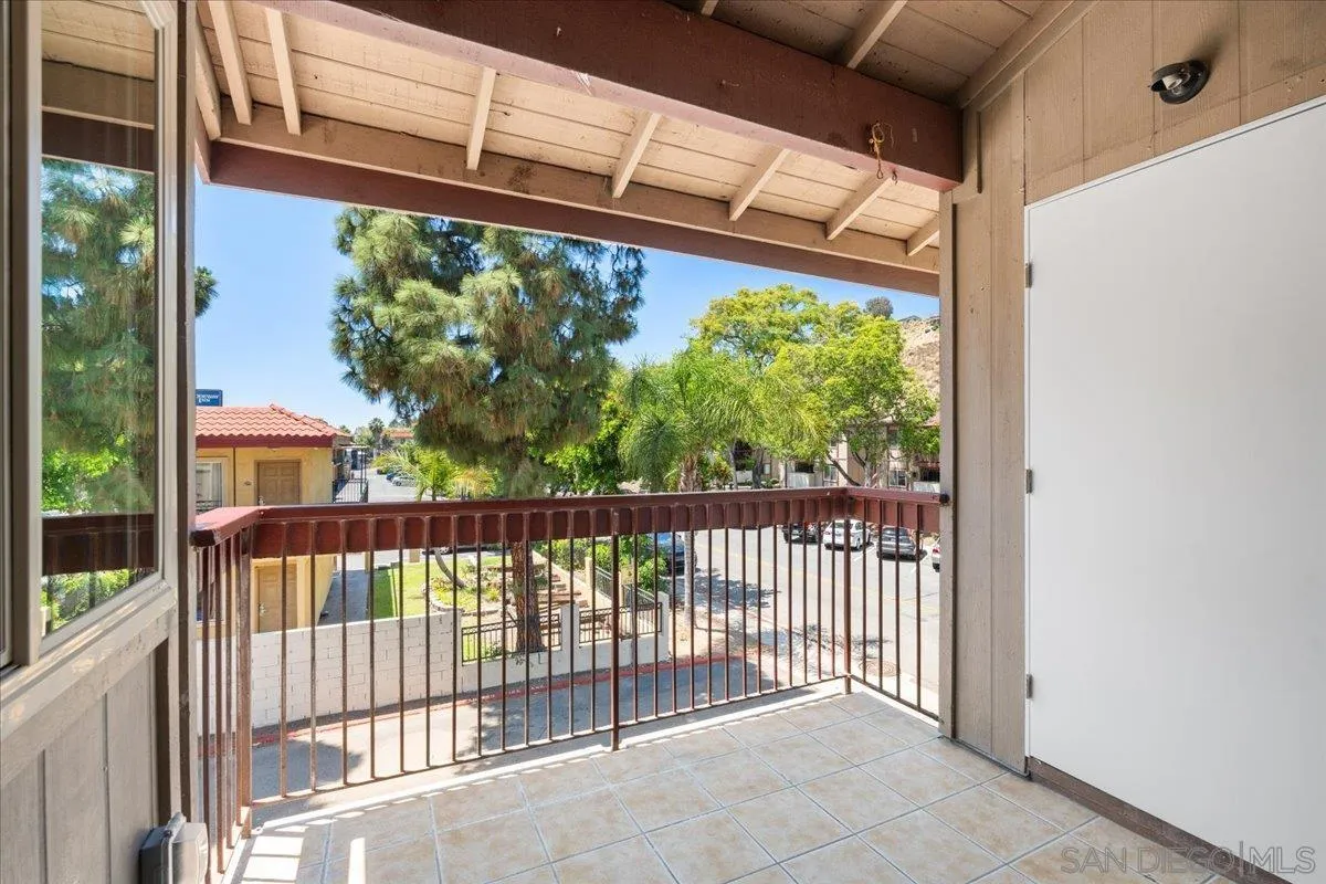 5473 Adobe Falls Rd Unit 9