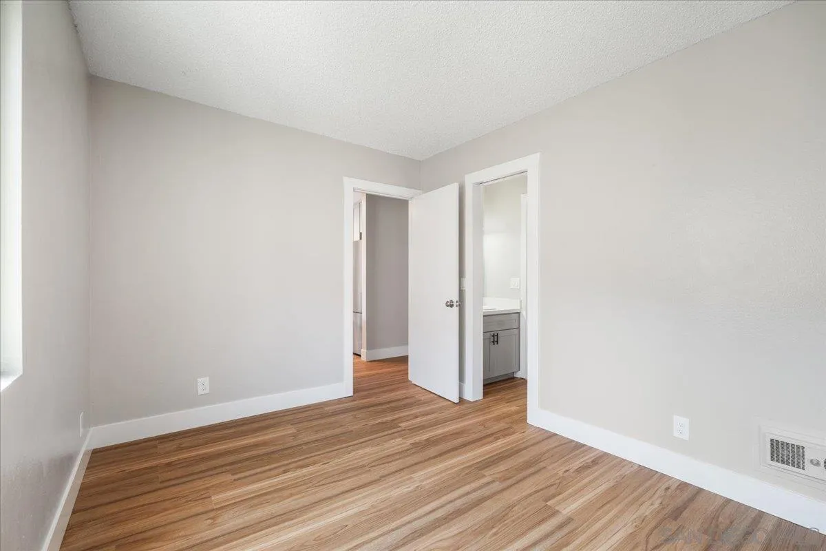5473 Adobe Falls Rd Unit 9