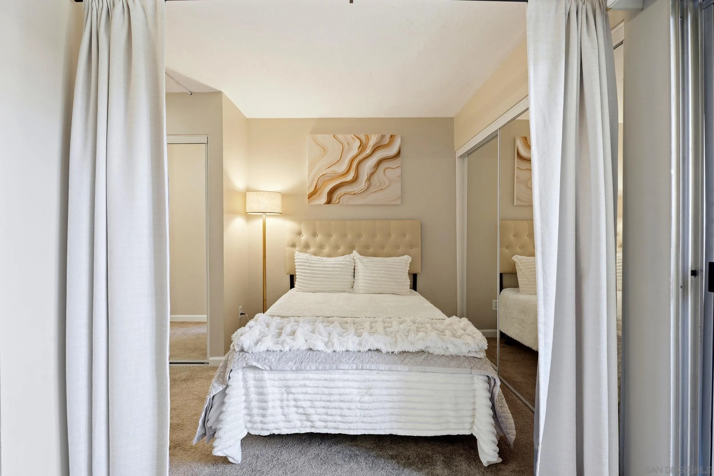 1621 Hotel Circle S Unit E230