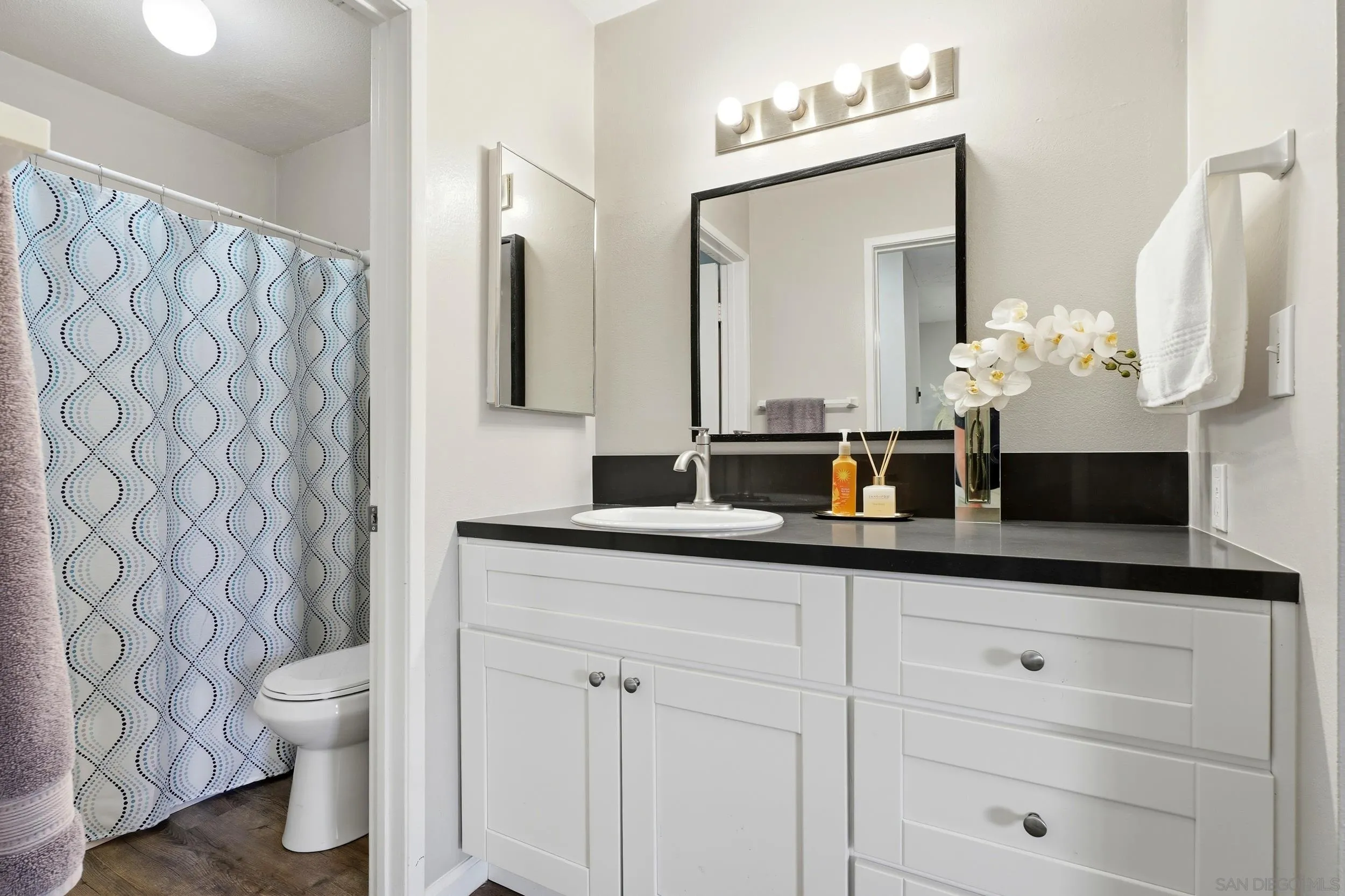 1621 Hotel Circle S Unit E230