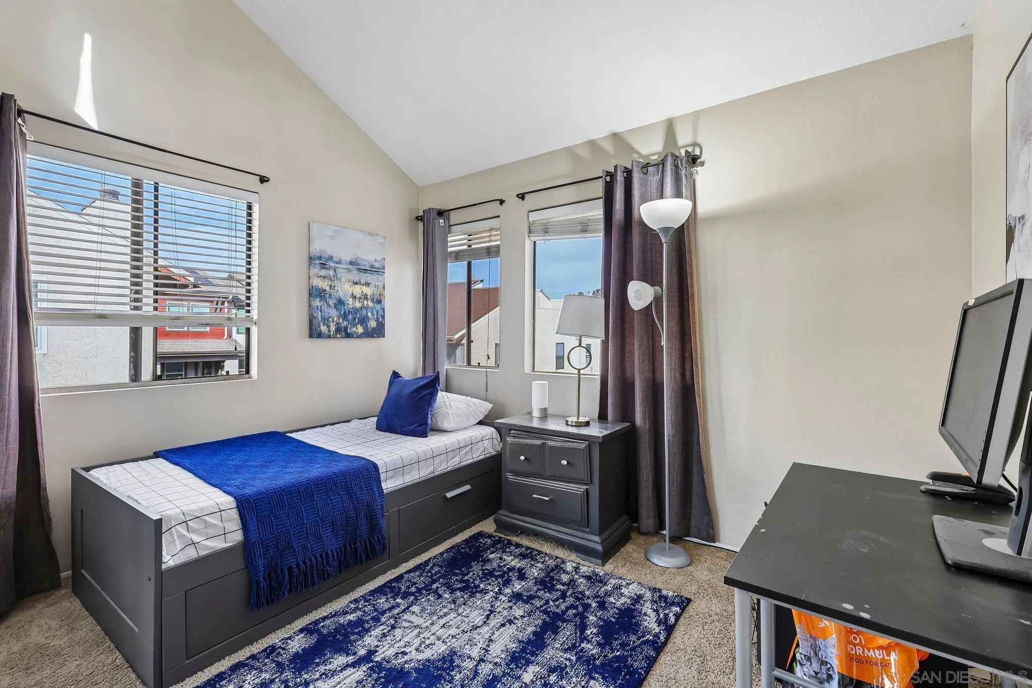 8365 Broadway