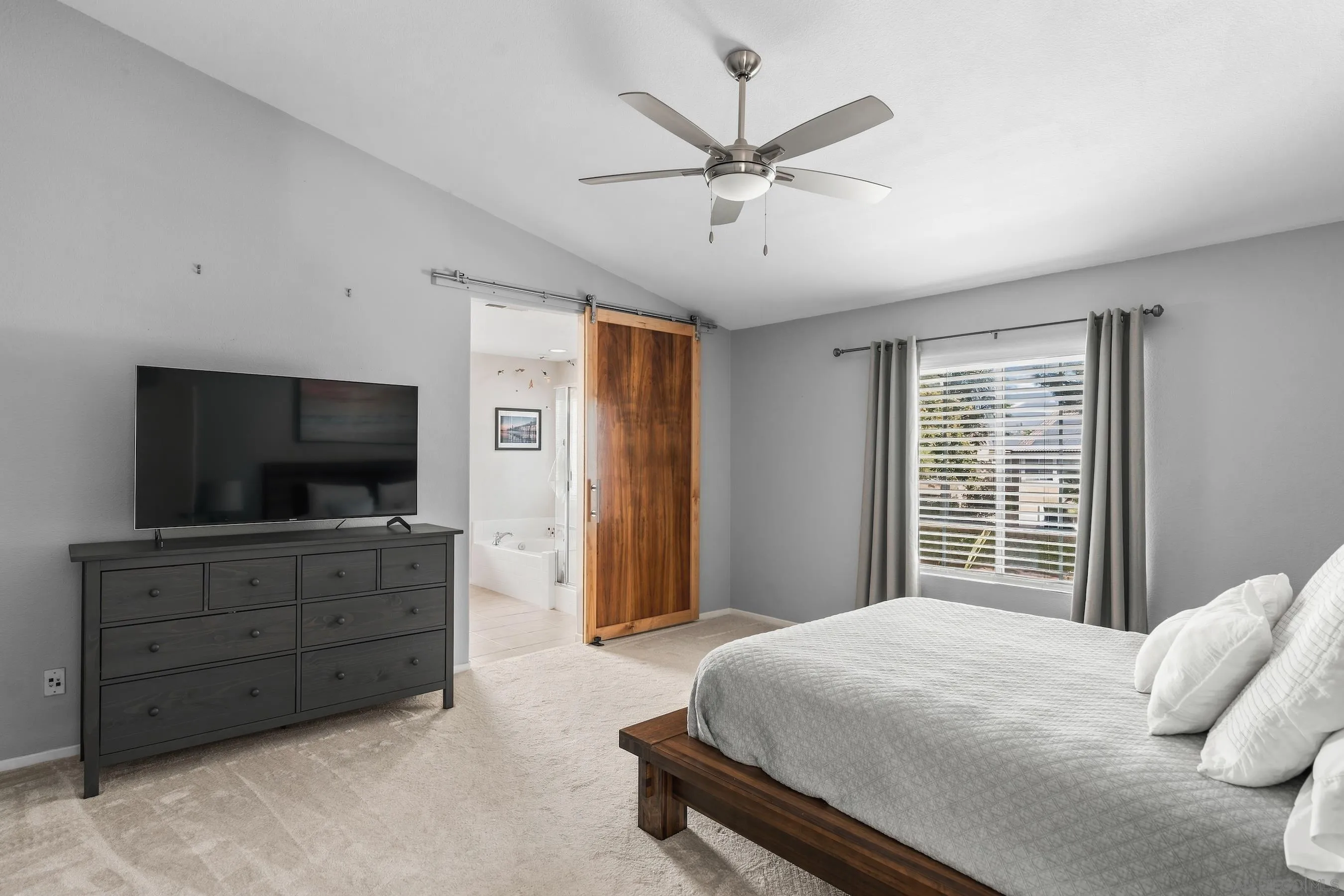 332 Monte Vista