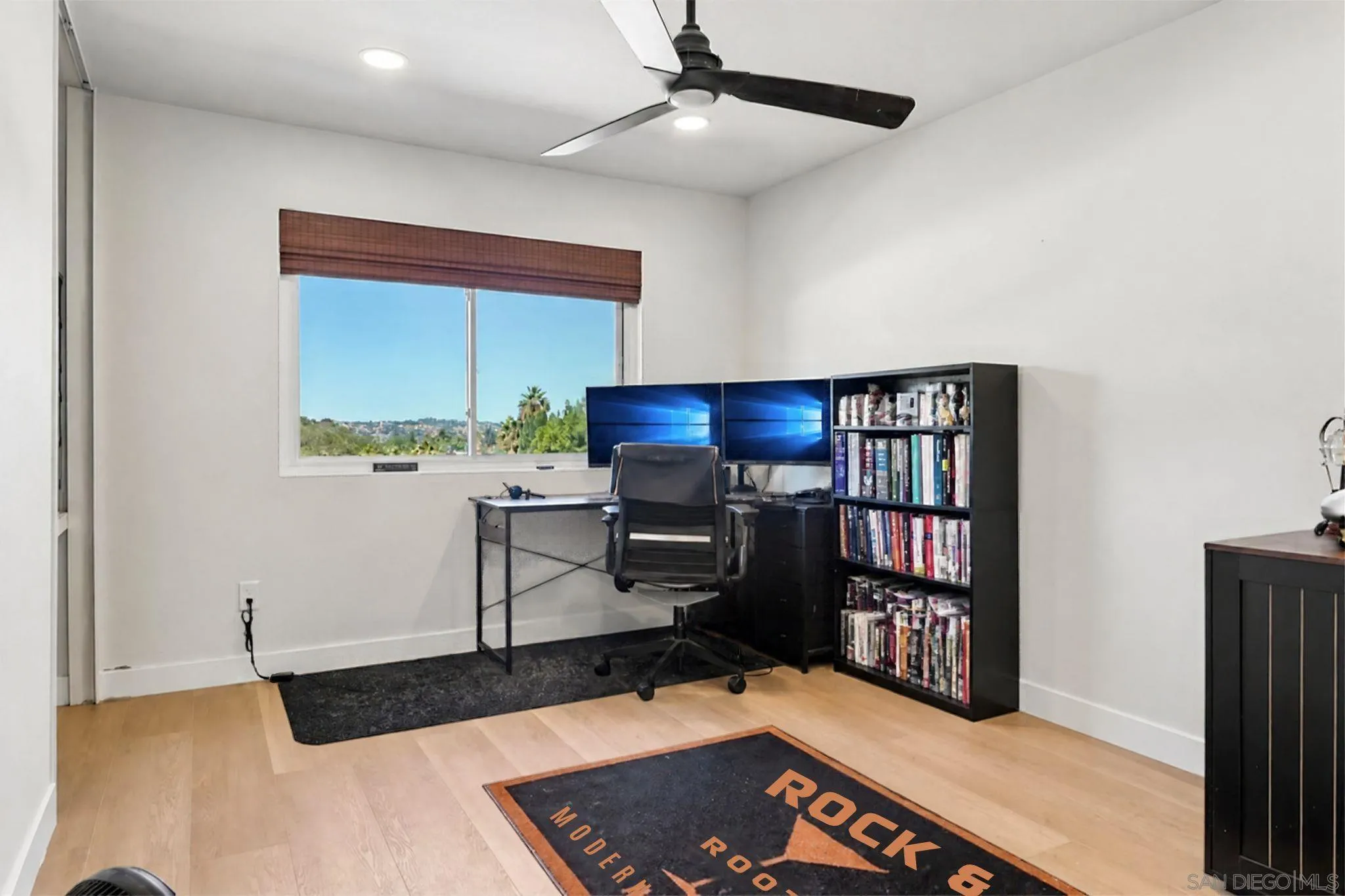 1334 Ridgeview Way