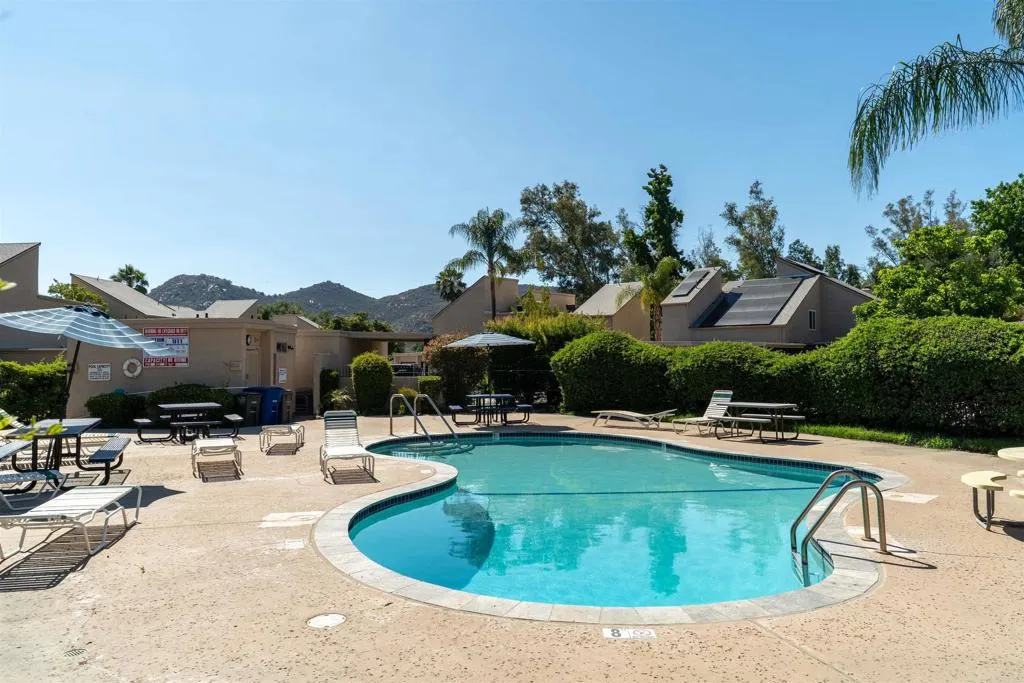 23691 Country Villa Rd