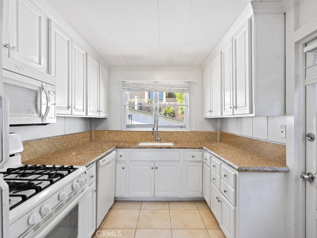 2838 Wards Terrace