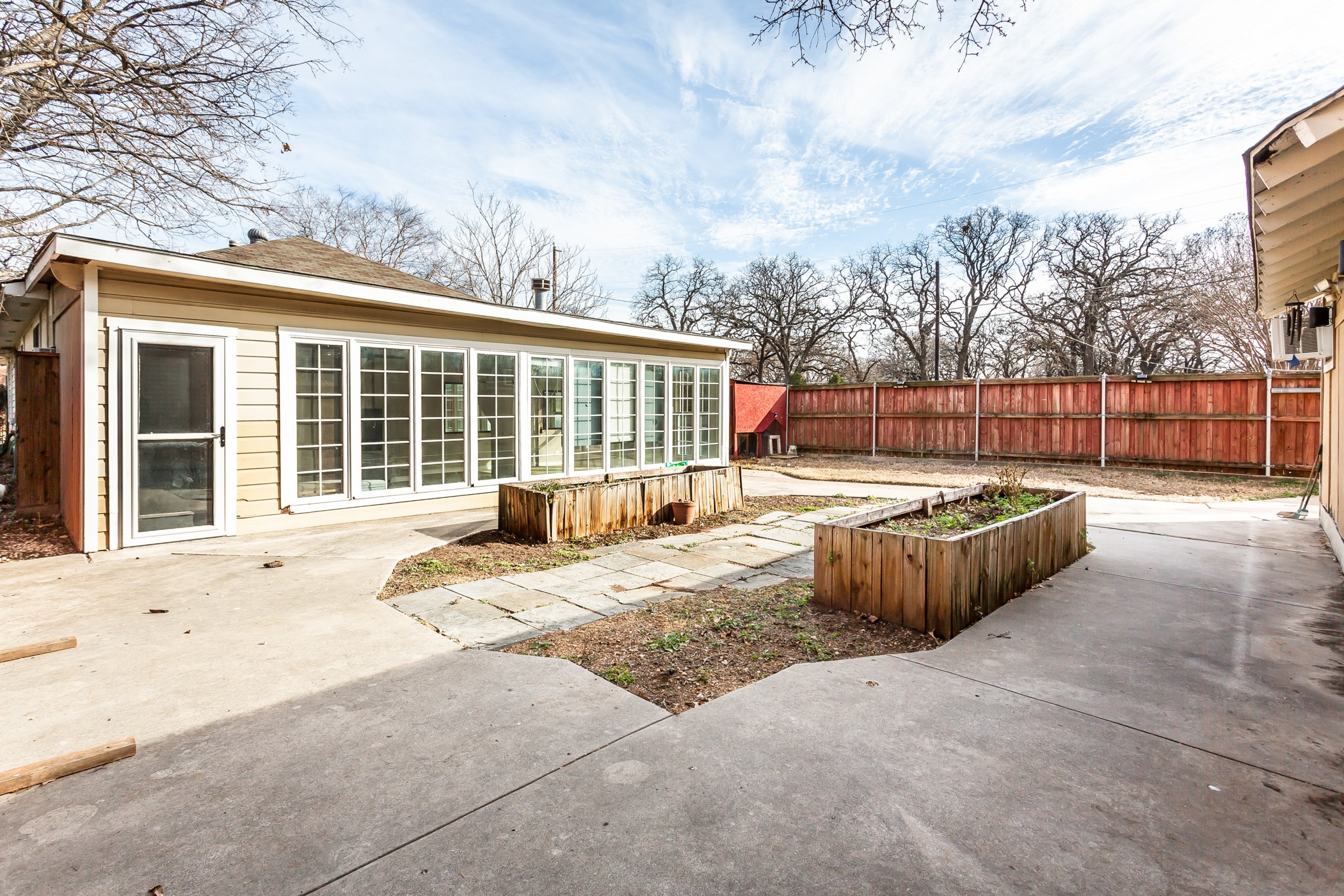 619 Oakland Drive