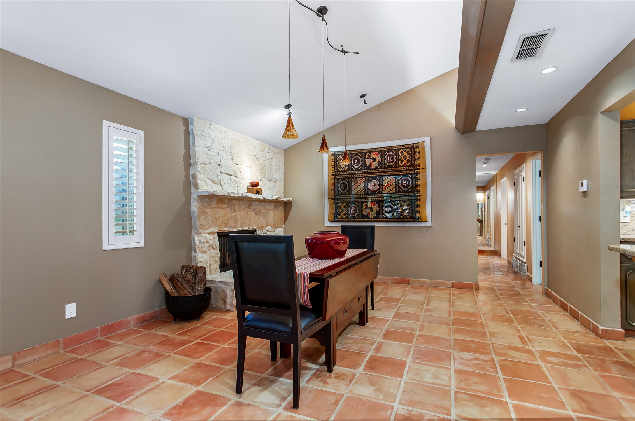 3501 Esplendor Avenue