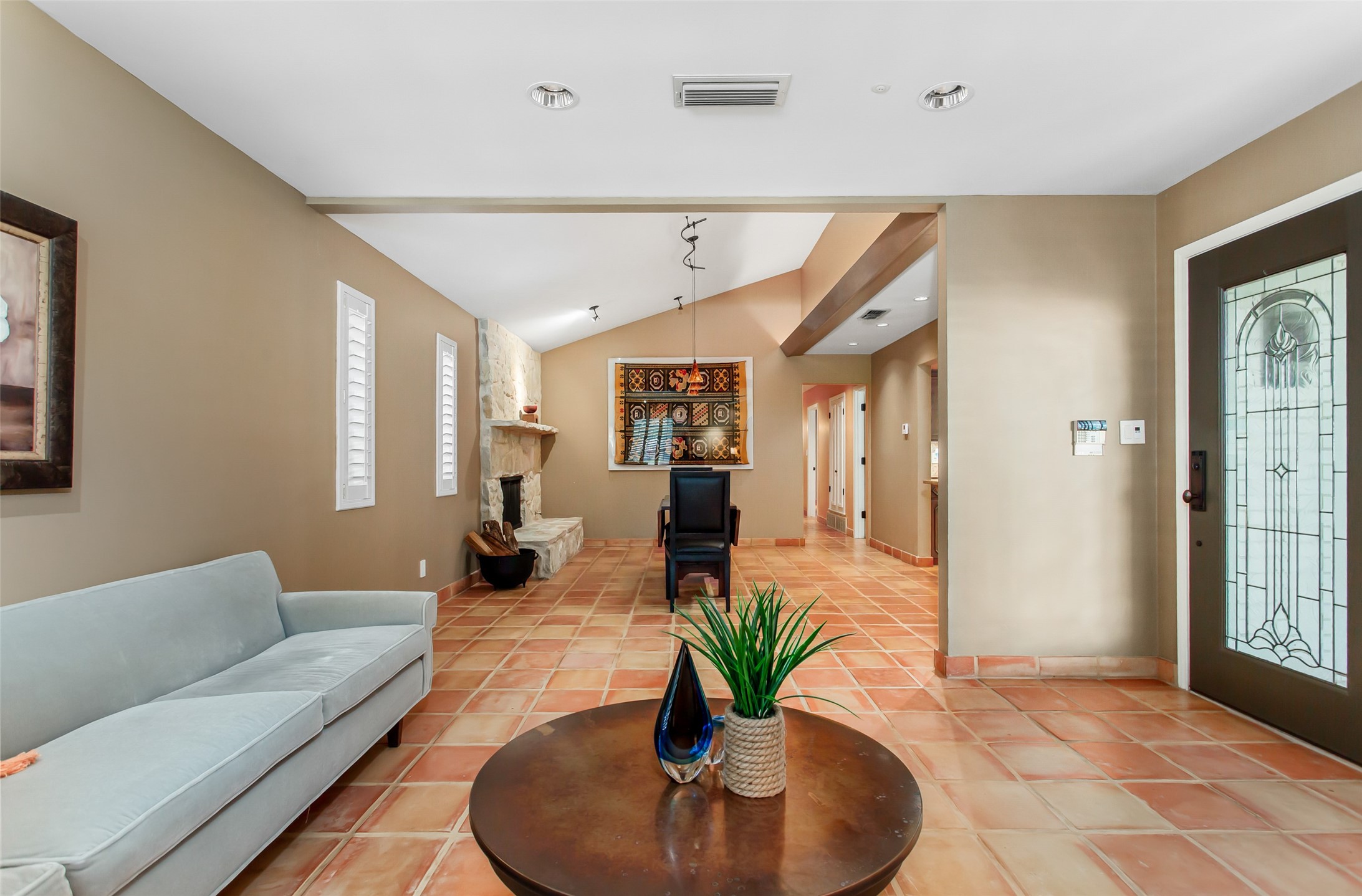 3501 Esplendor Avenue