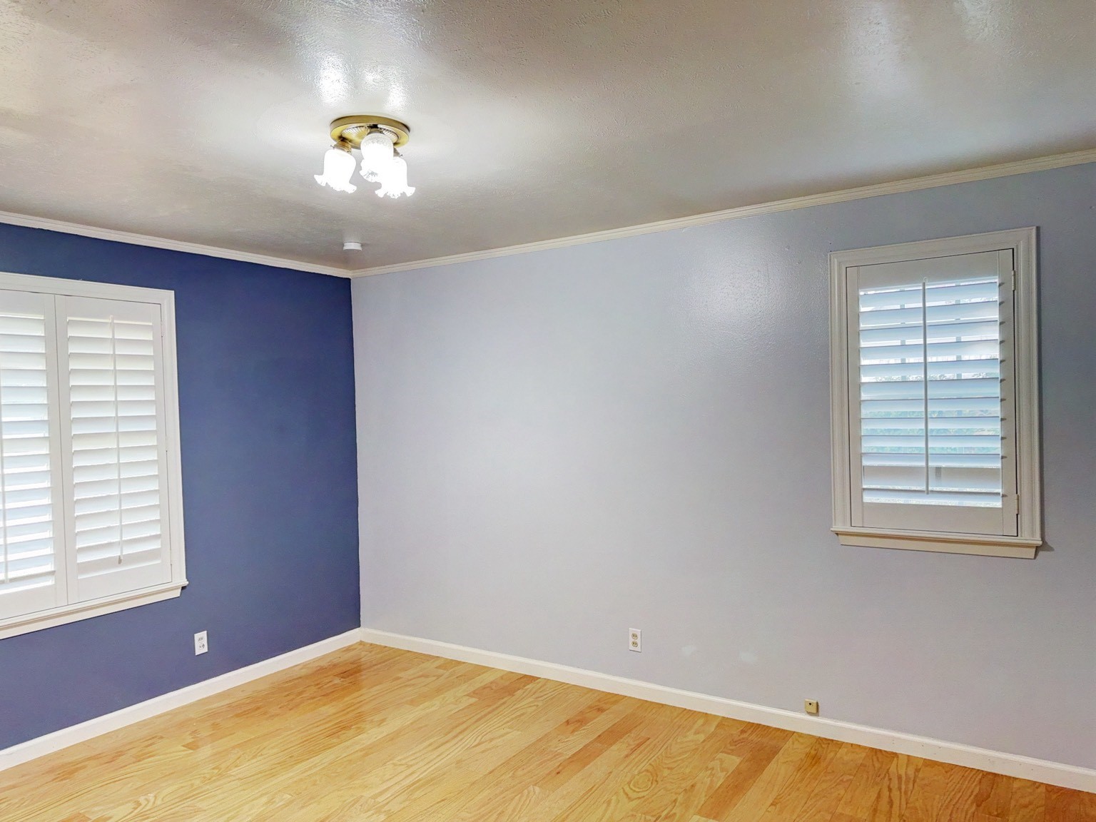 1122 W Northgate Drive