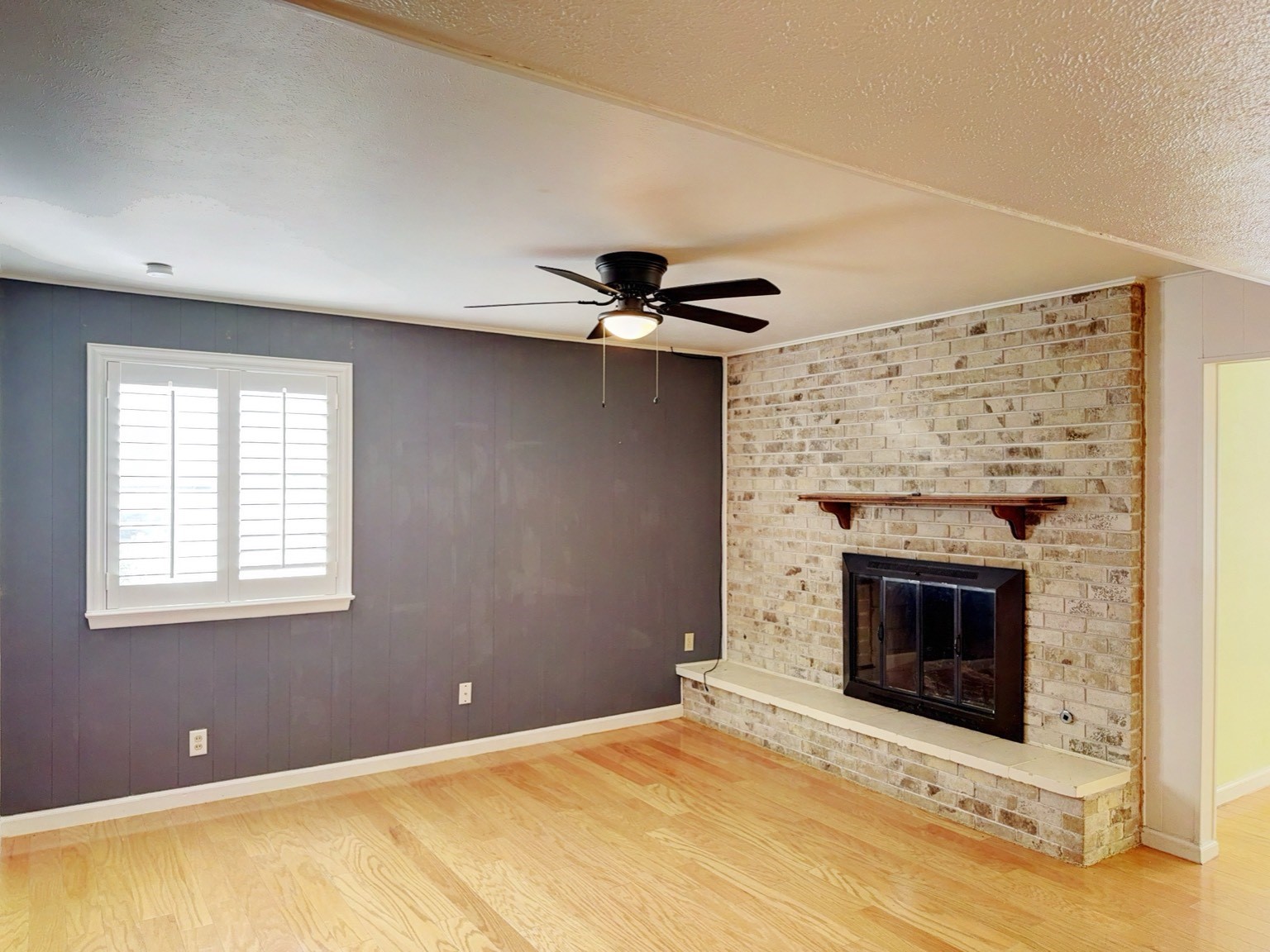 1122 W Northgate Drive