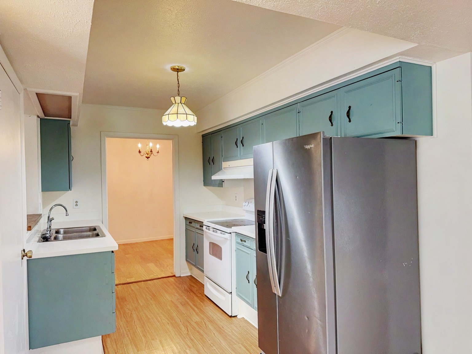 1122 W Northgate Drive