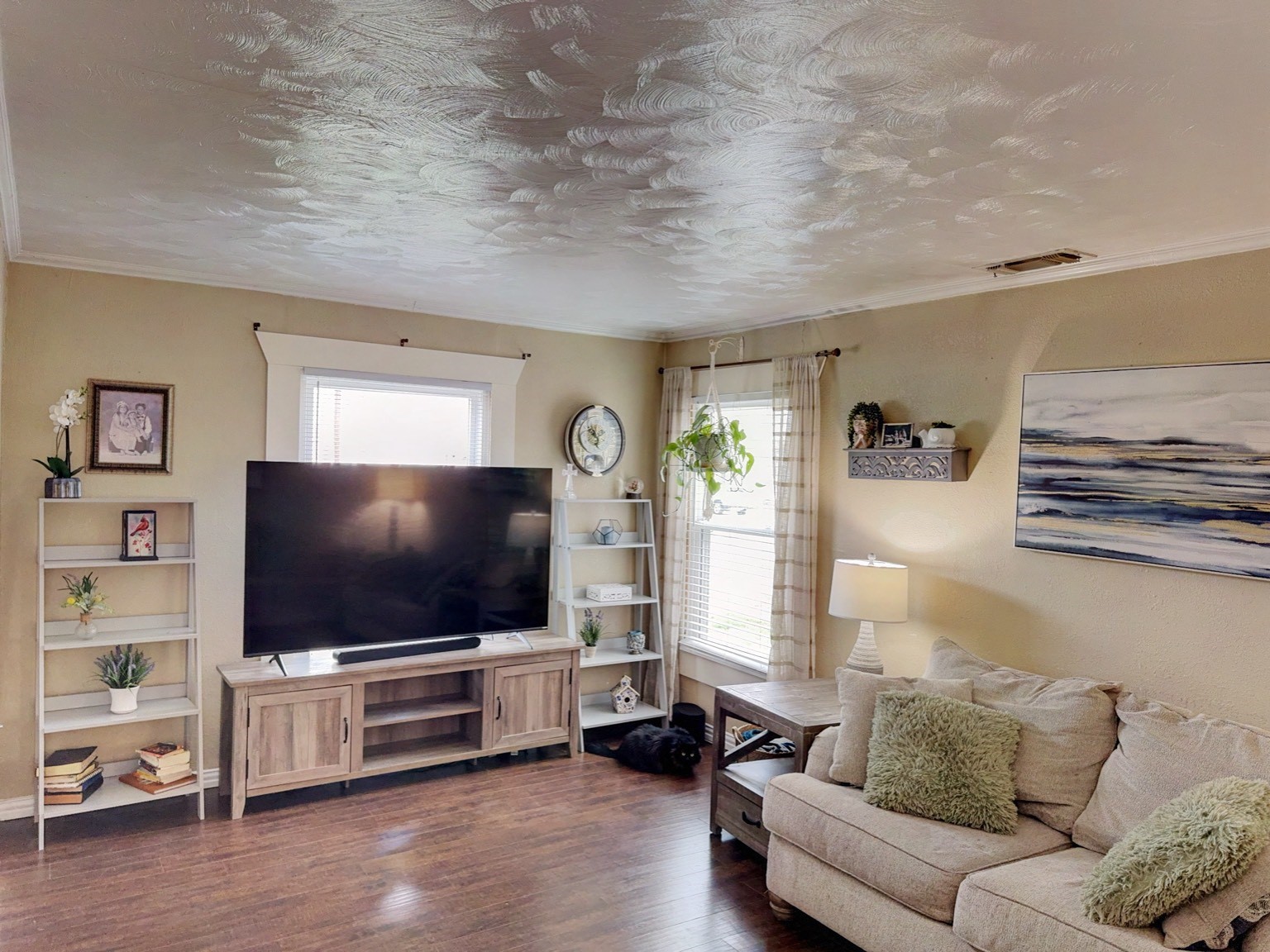 634 Oak Ridge Lane