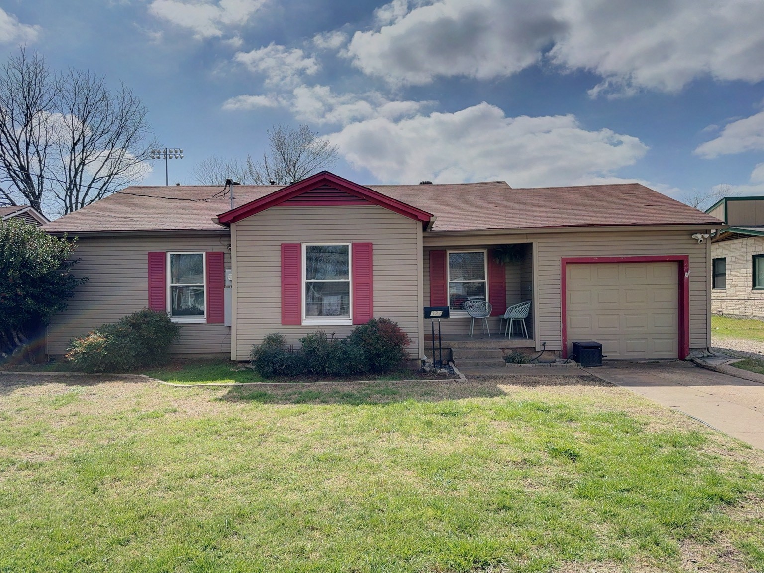 634 Oak Ridge Lane