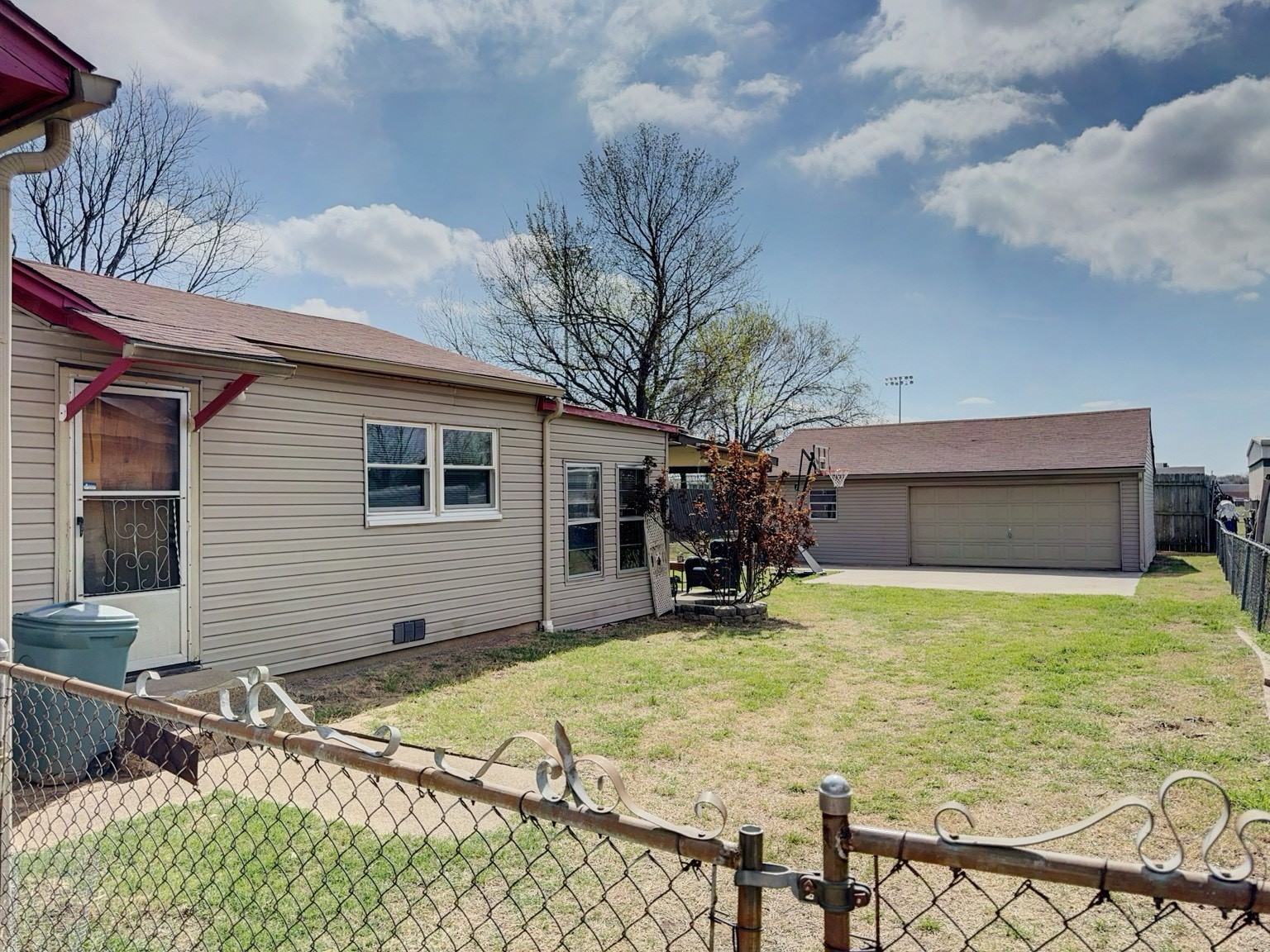 634 Oak Ridge Lane
