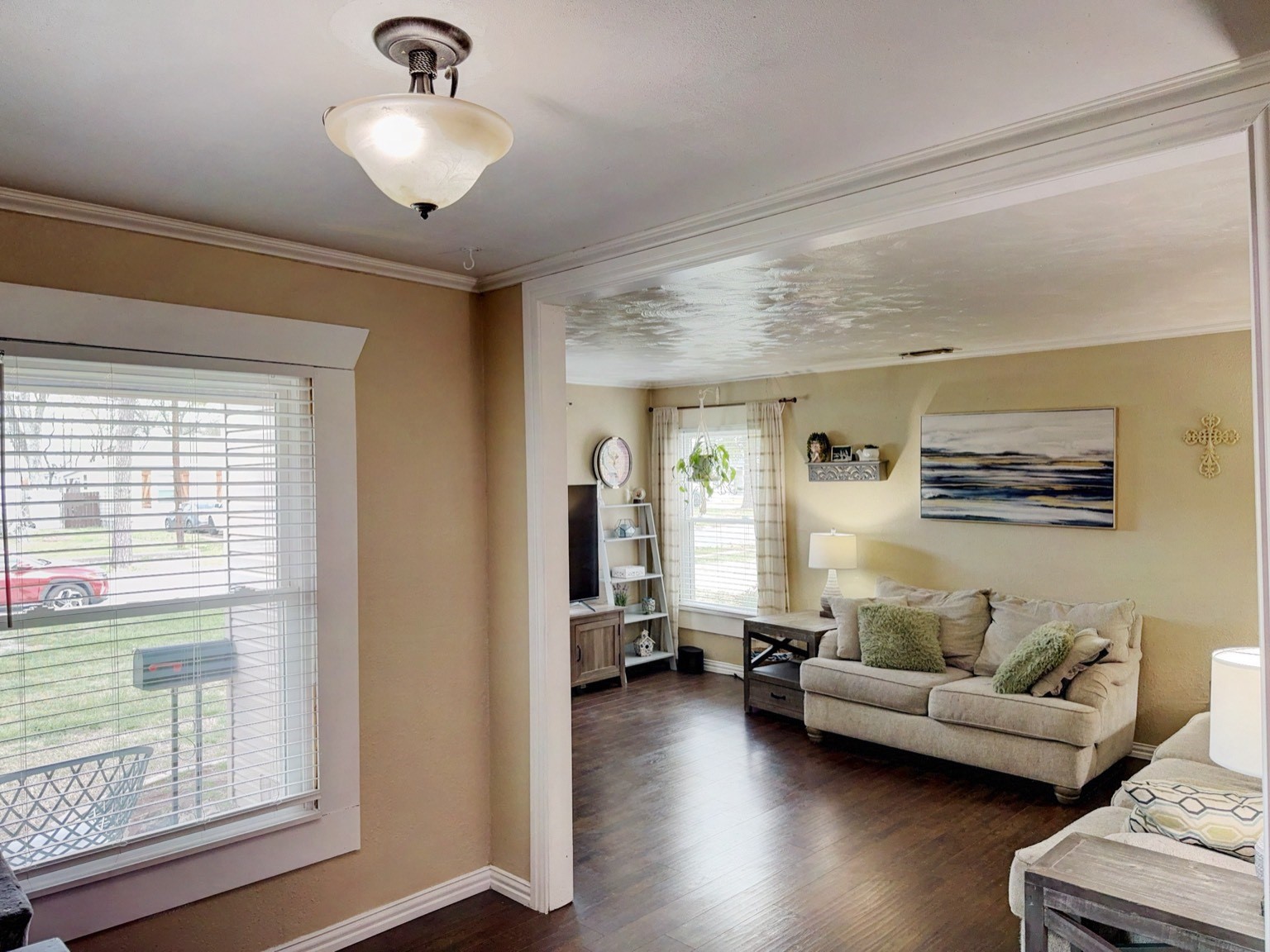 634 Oak Ridge Lane