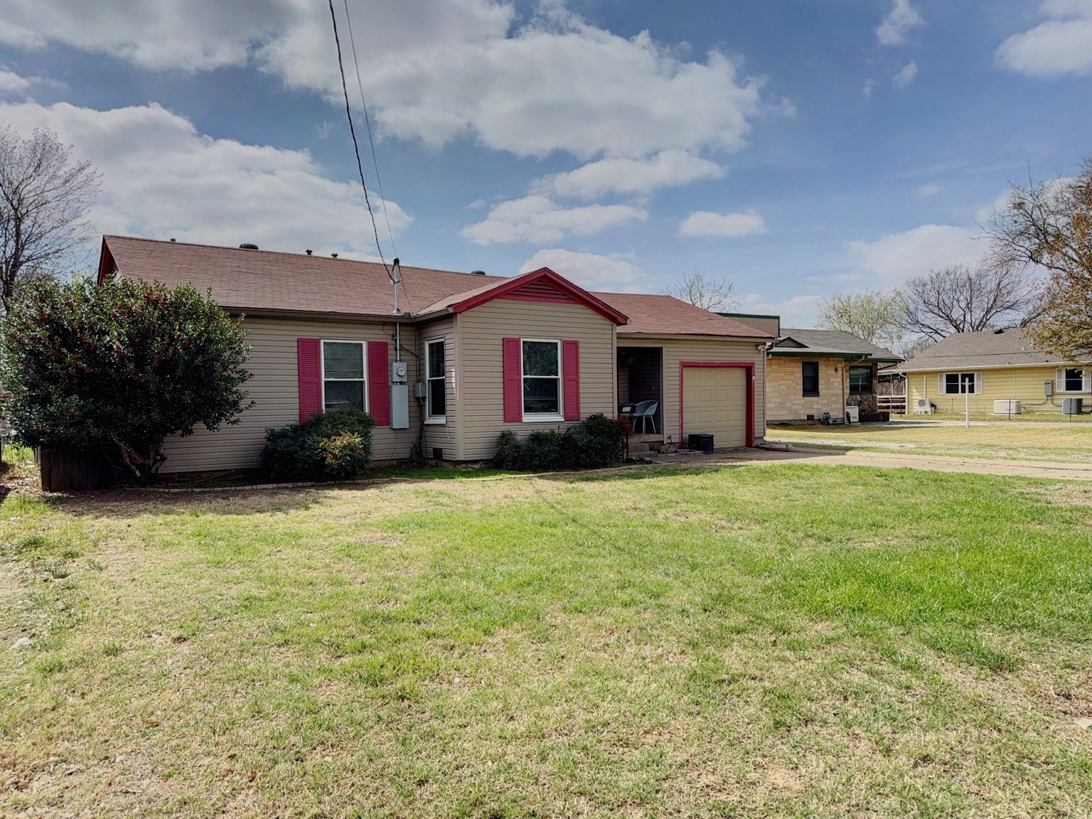634 Oak Ridge Lane