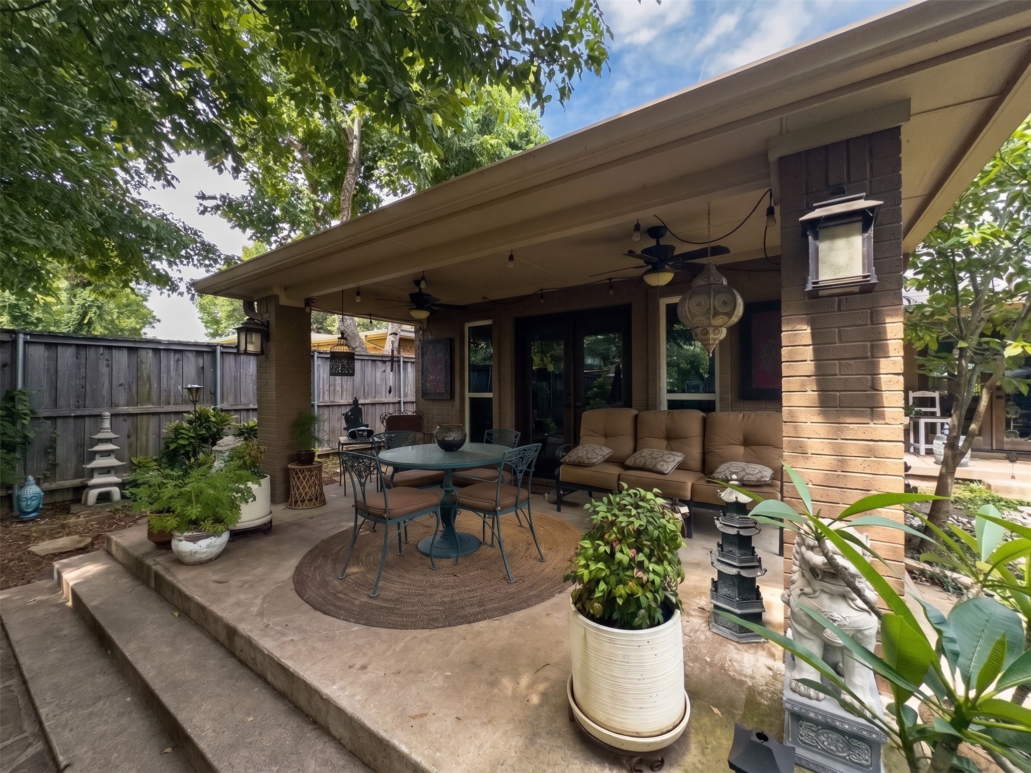 622 Ridgecrest Drive