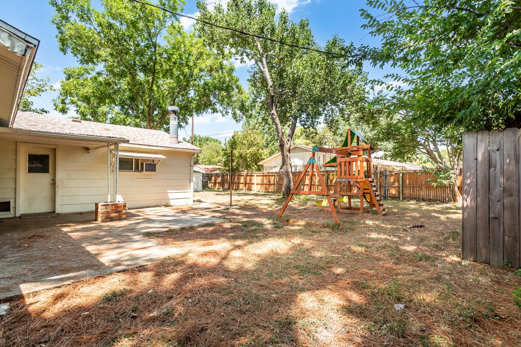 3009 W 11th Street
