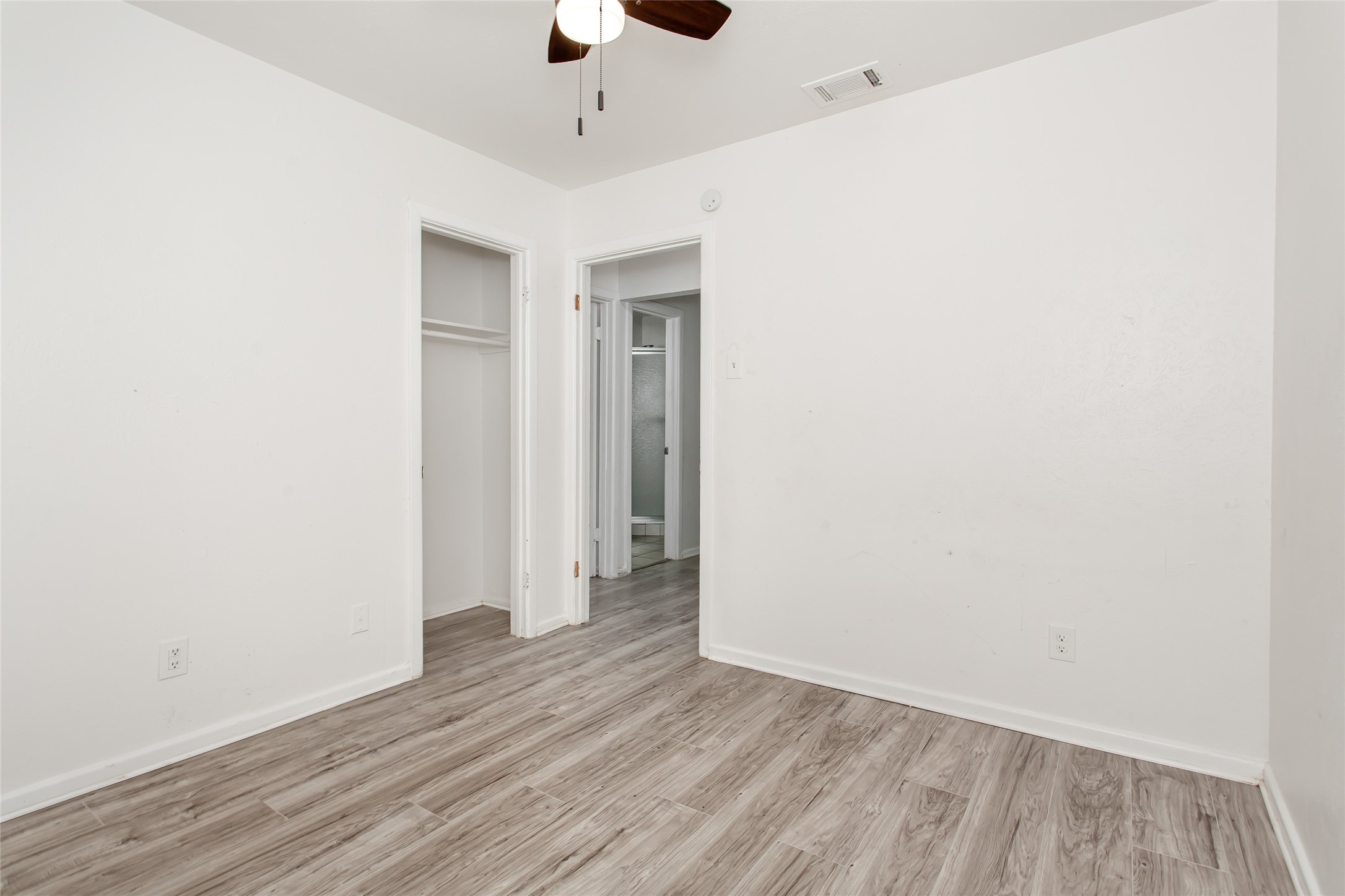 3009 W 11th Street