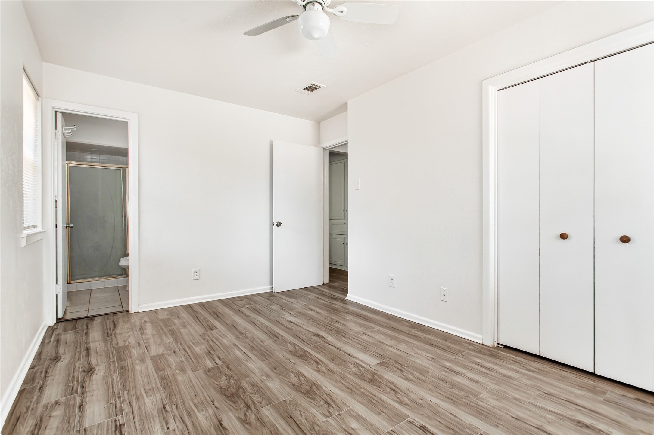 3009 W 11th Street