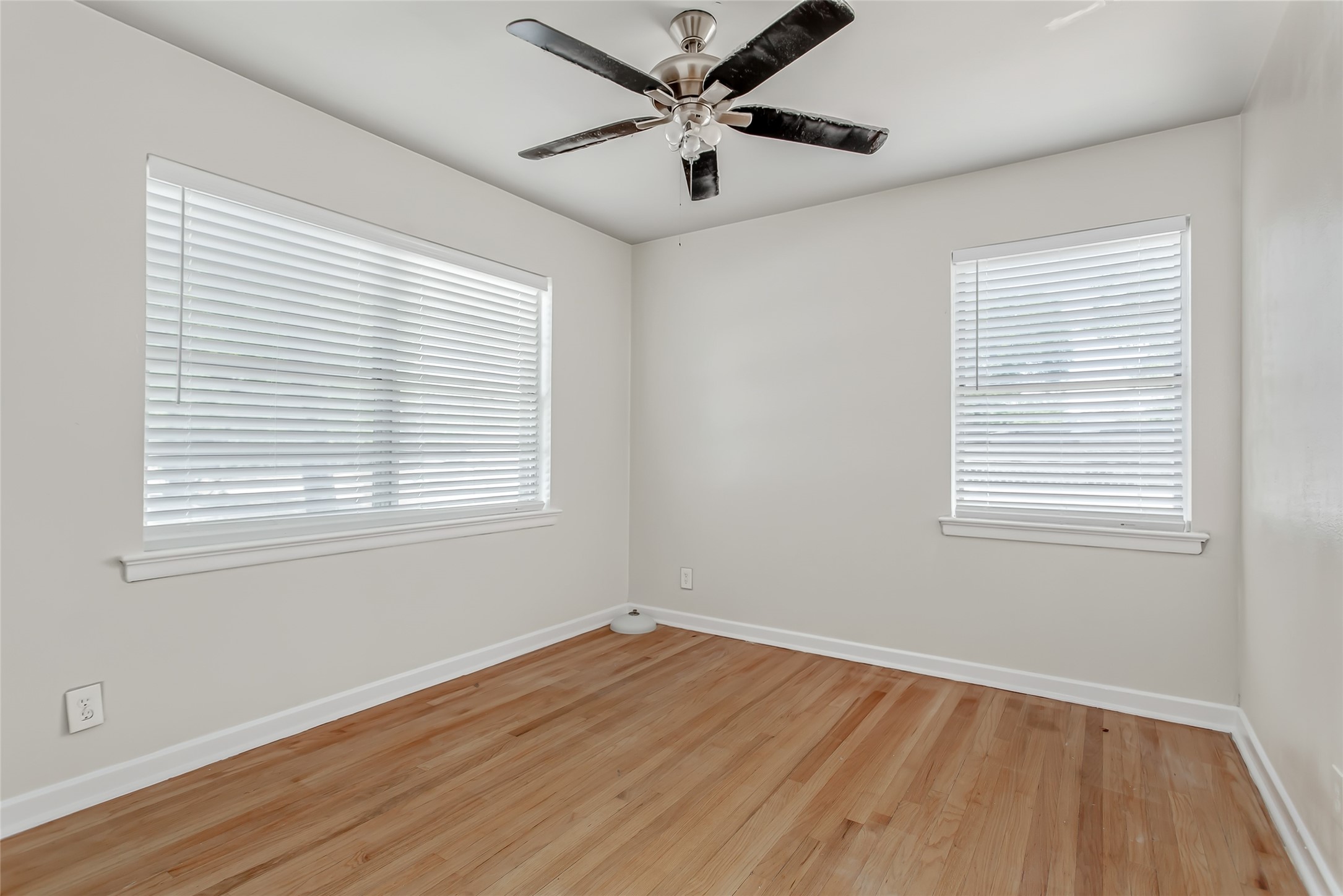 1203 Sunnybrook Drive