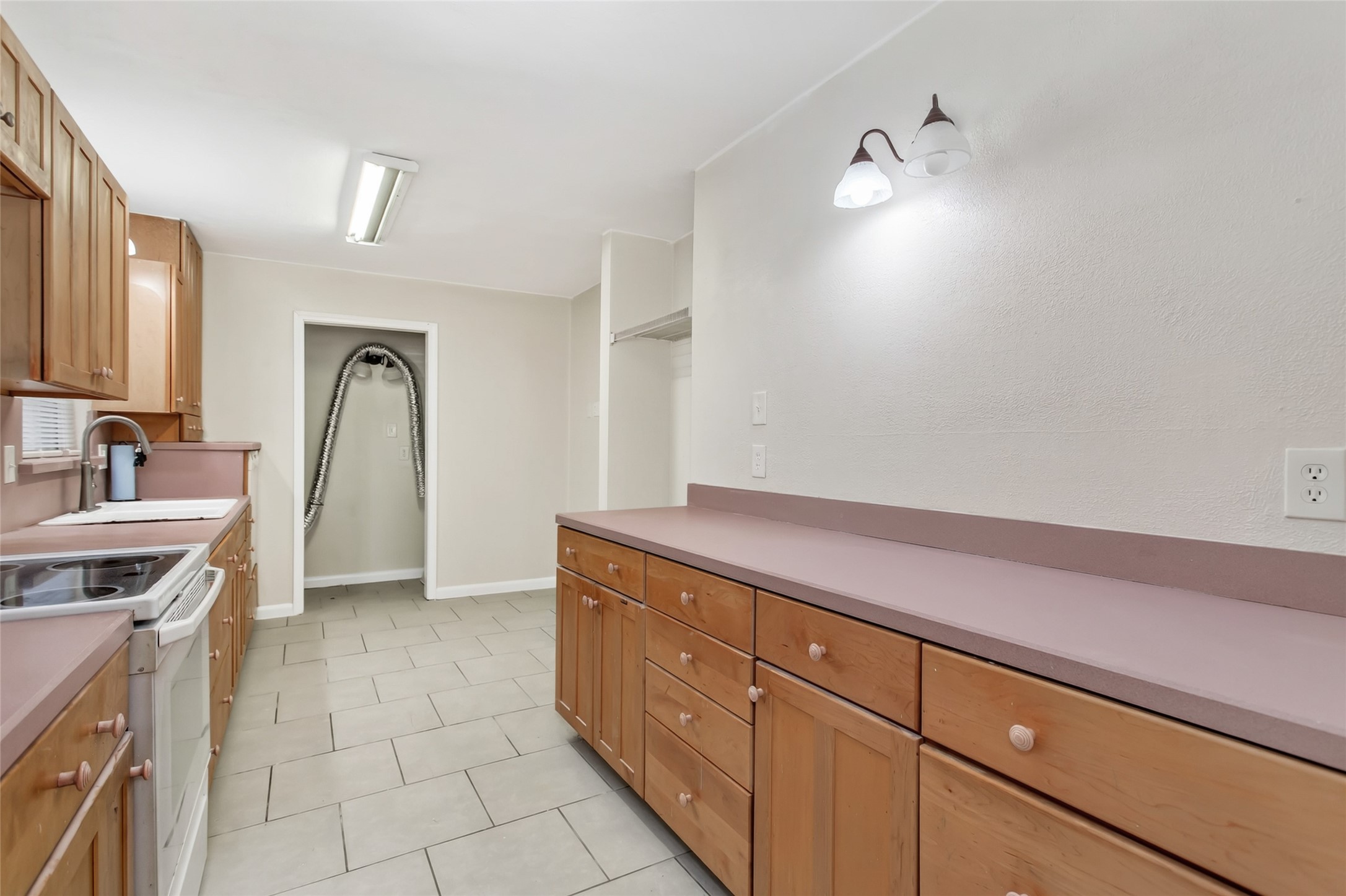 1203 Sunnybrook Drive