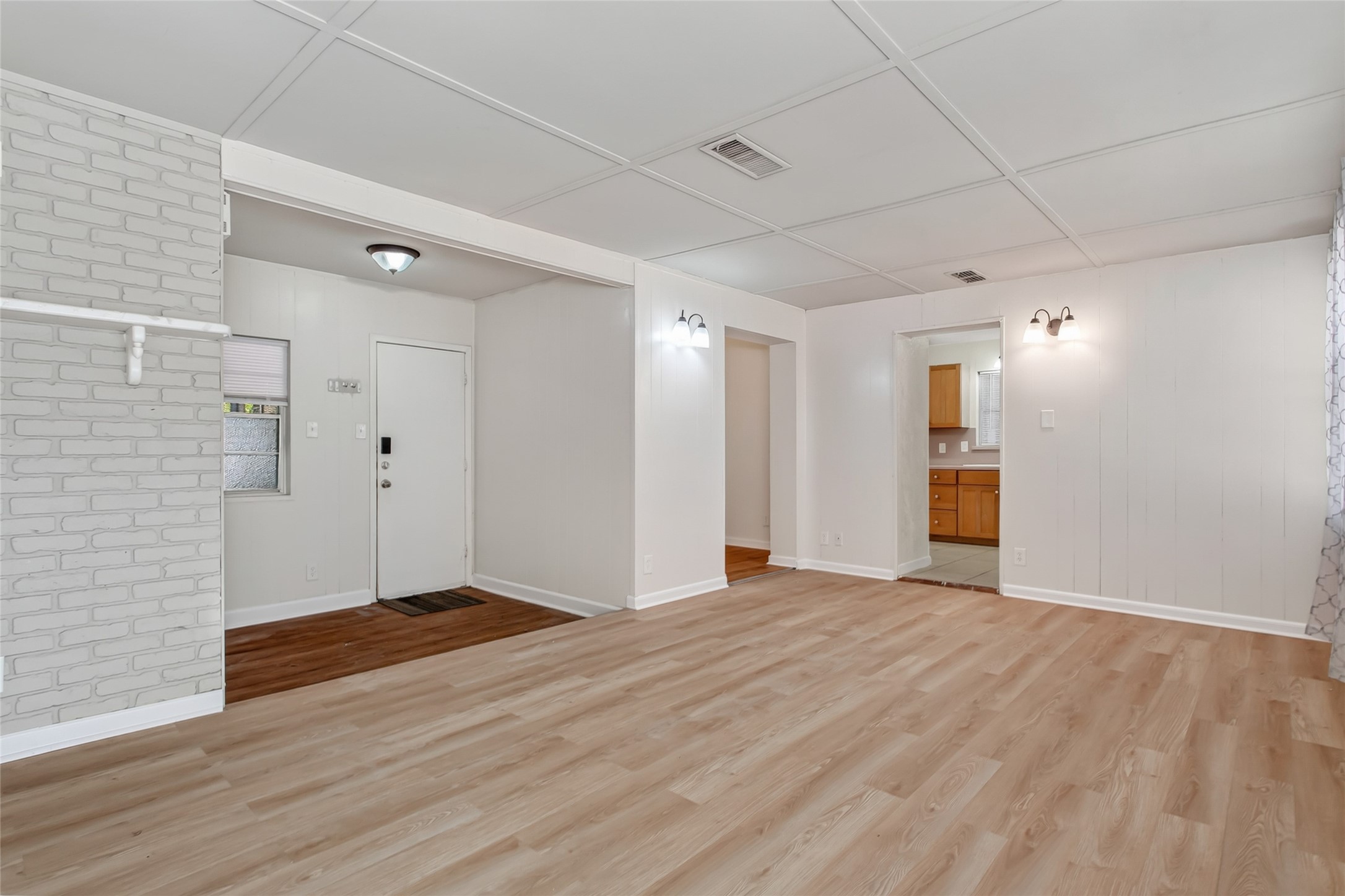1203 Sunnybrook Drive