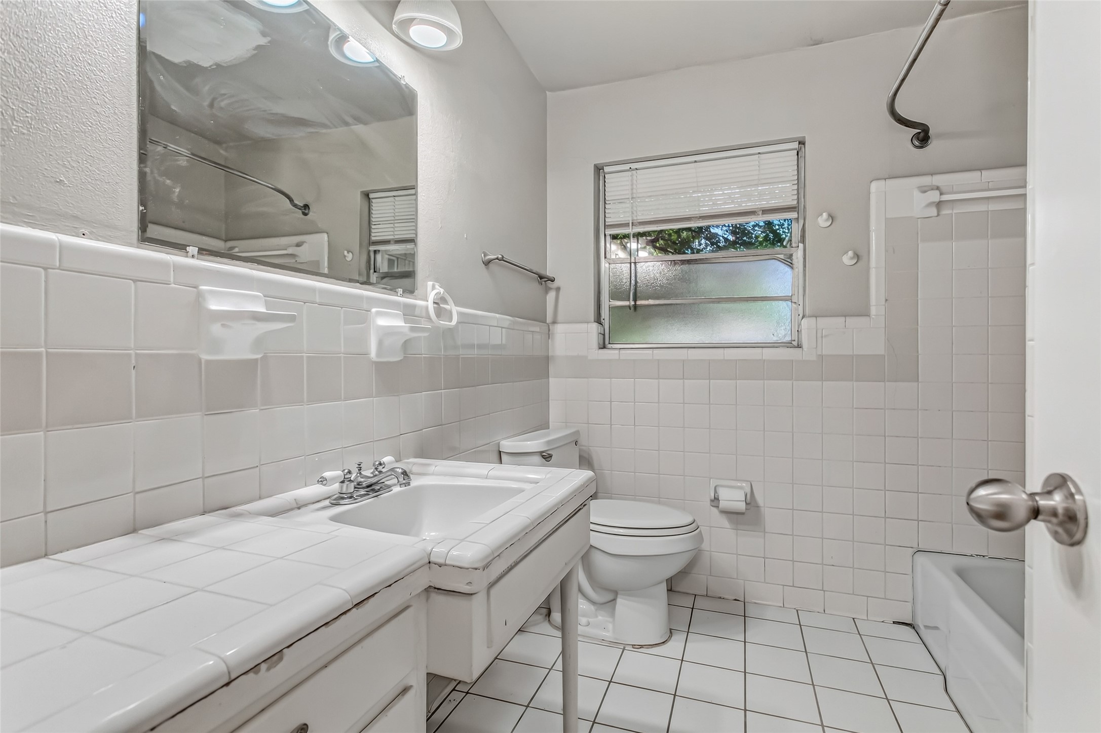 1203 Sunnybrook Drive