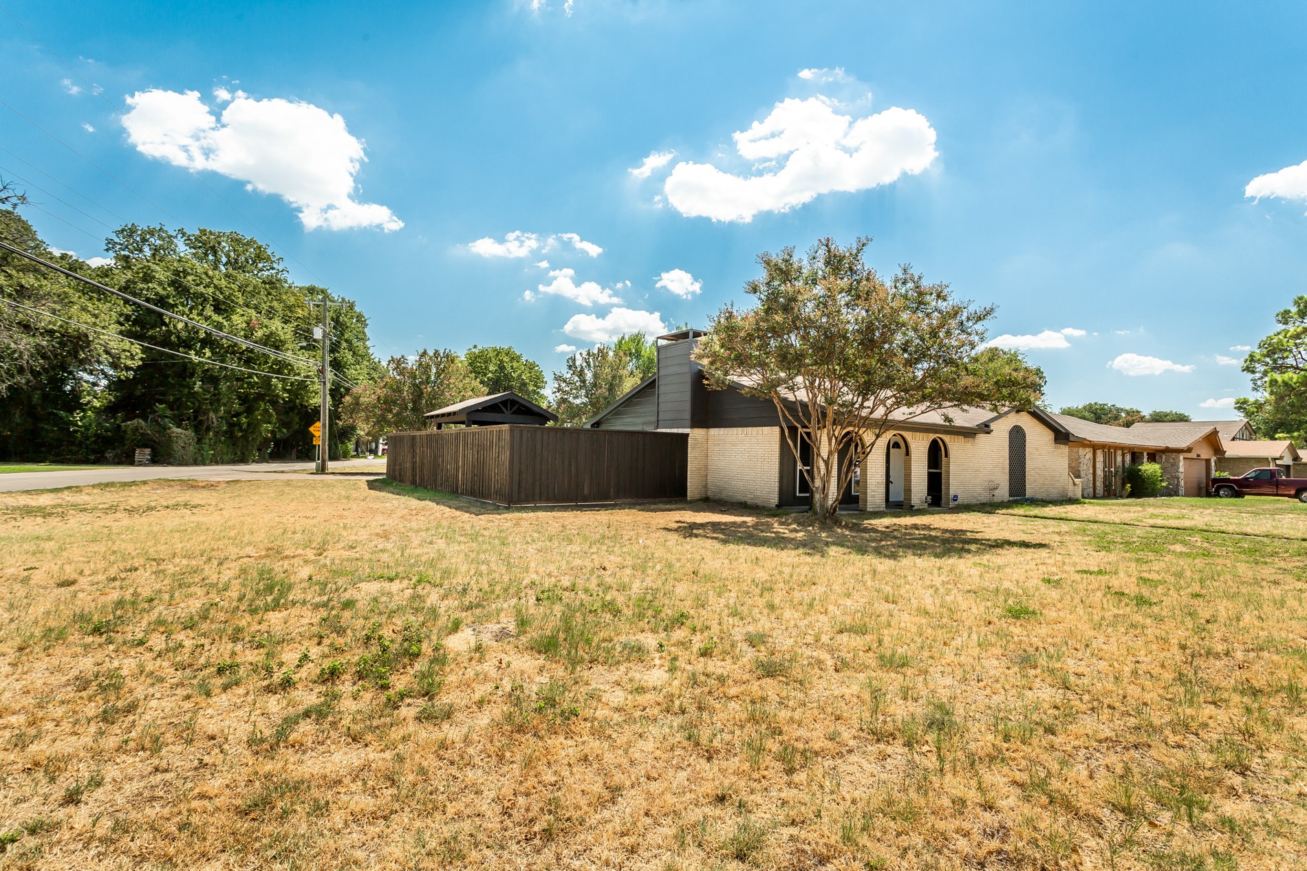 2600 Quail Valley