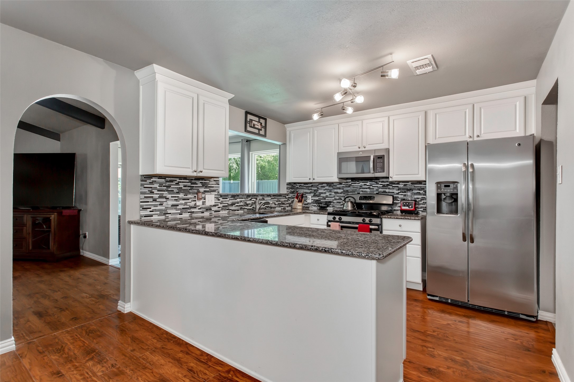 2600 Quail Valley