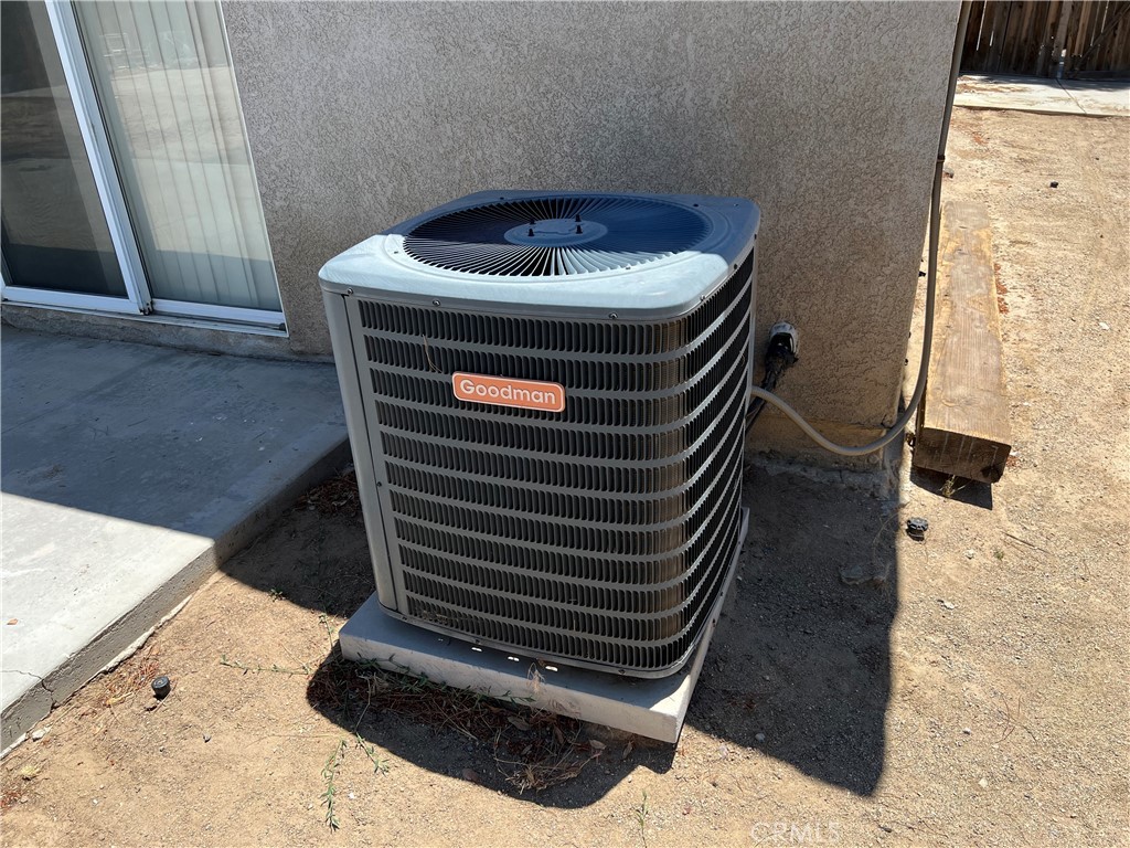 11812 Begonia Avenue