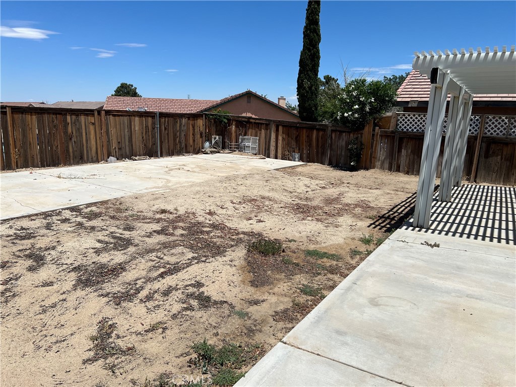 11812 Begonia Avenue