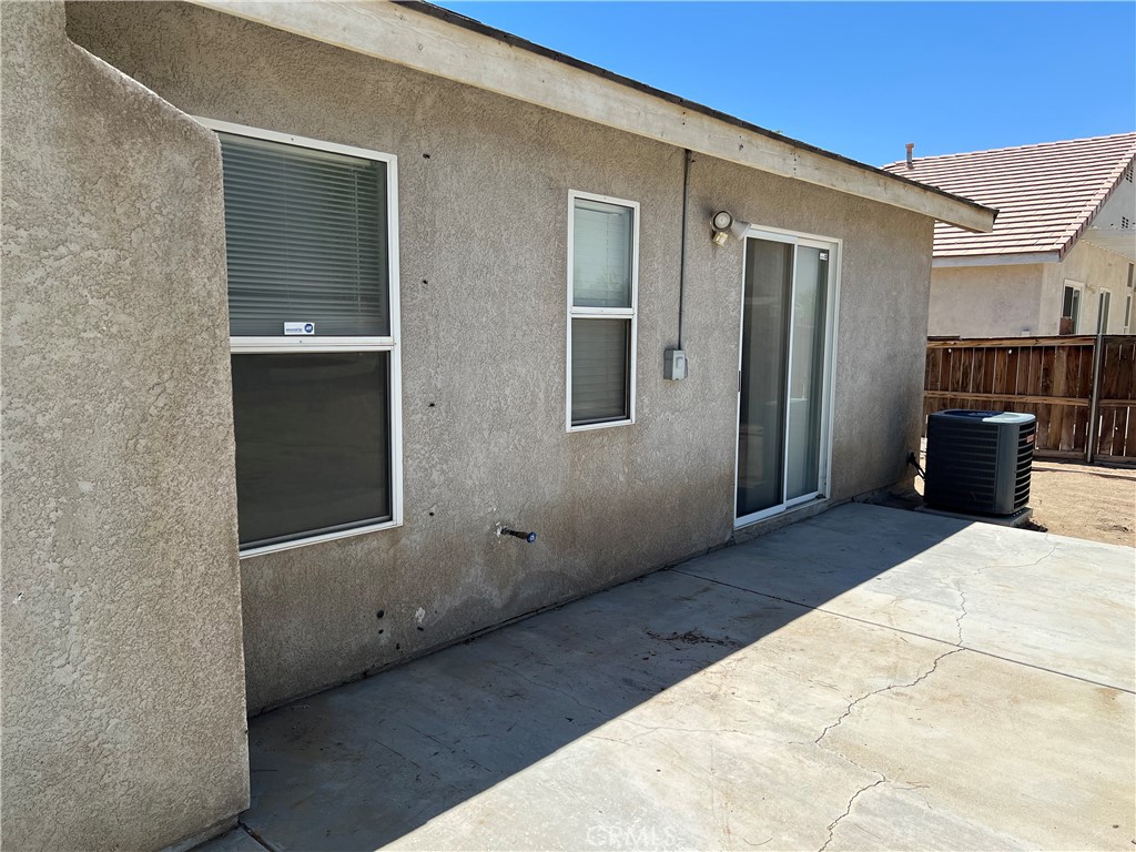 11812 Begonia Avenue